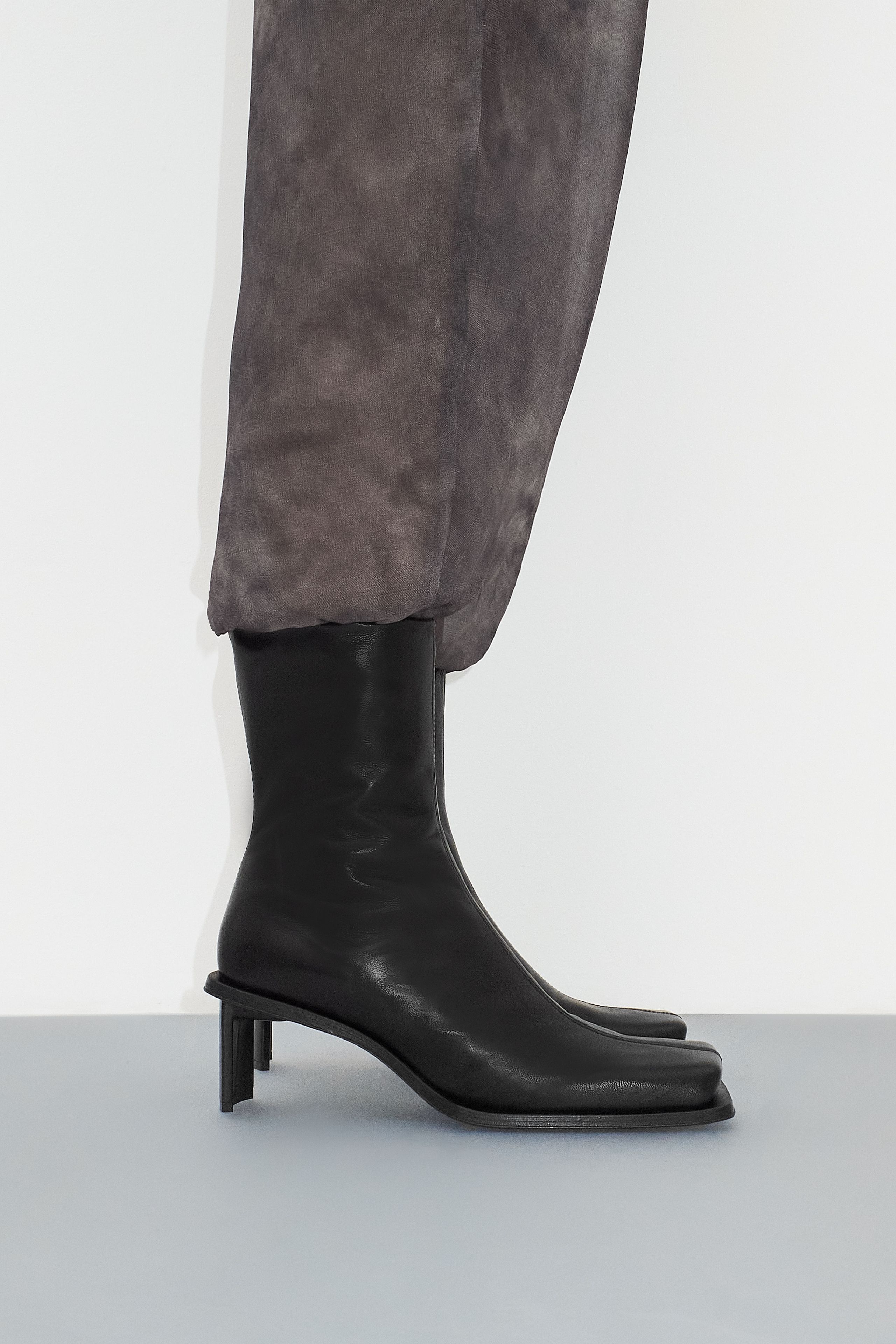 【関税込み】Miista ブラック Brenda ブーツ Brenda Black Ankle Boots | Miista