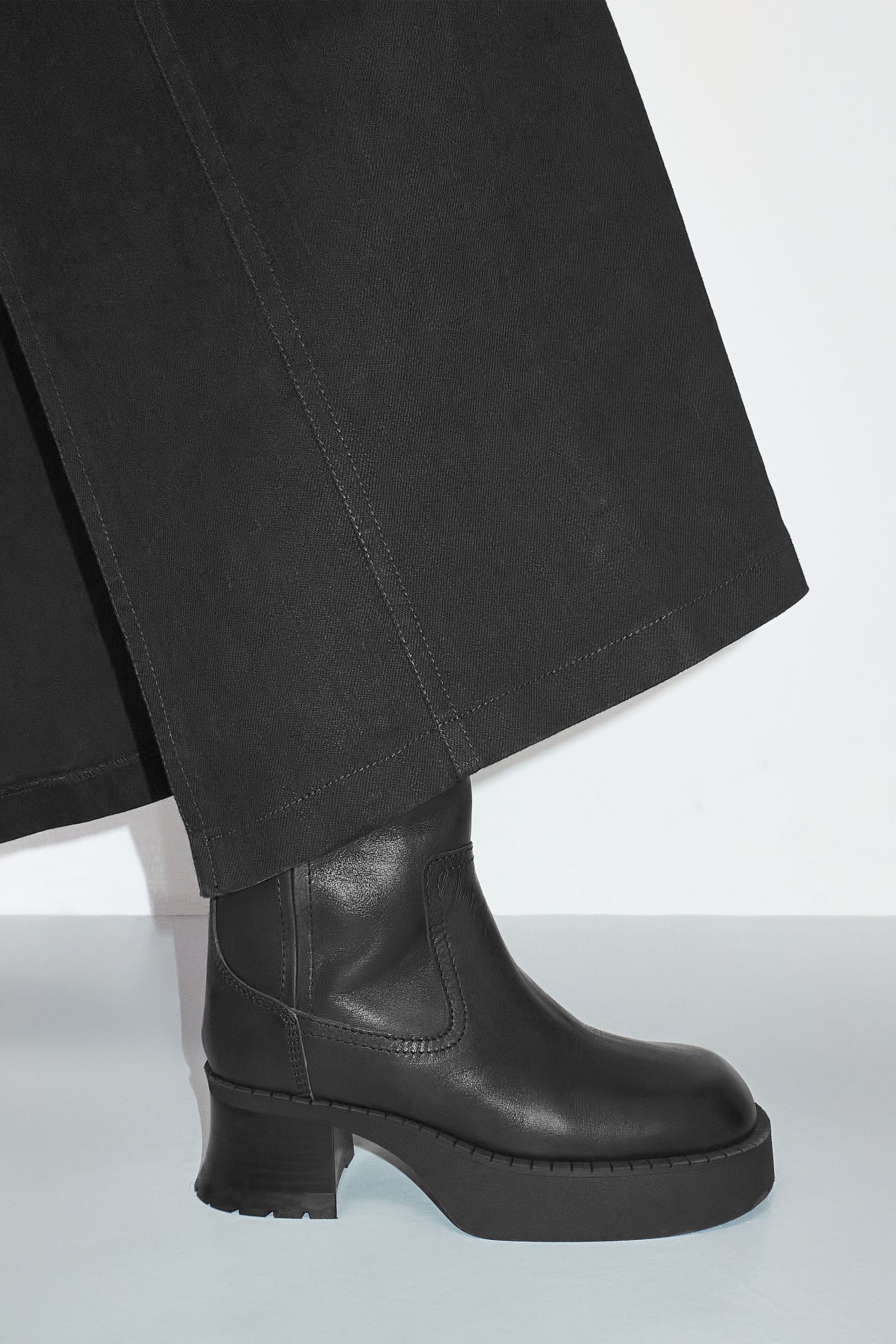 【関税込み】Miista ブラック Annegret ブーツ Annegret Black Ankle Boots | Miista