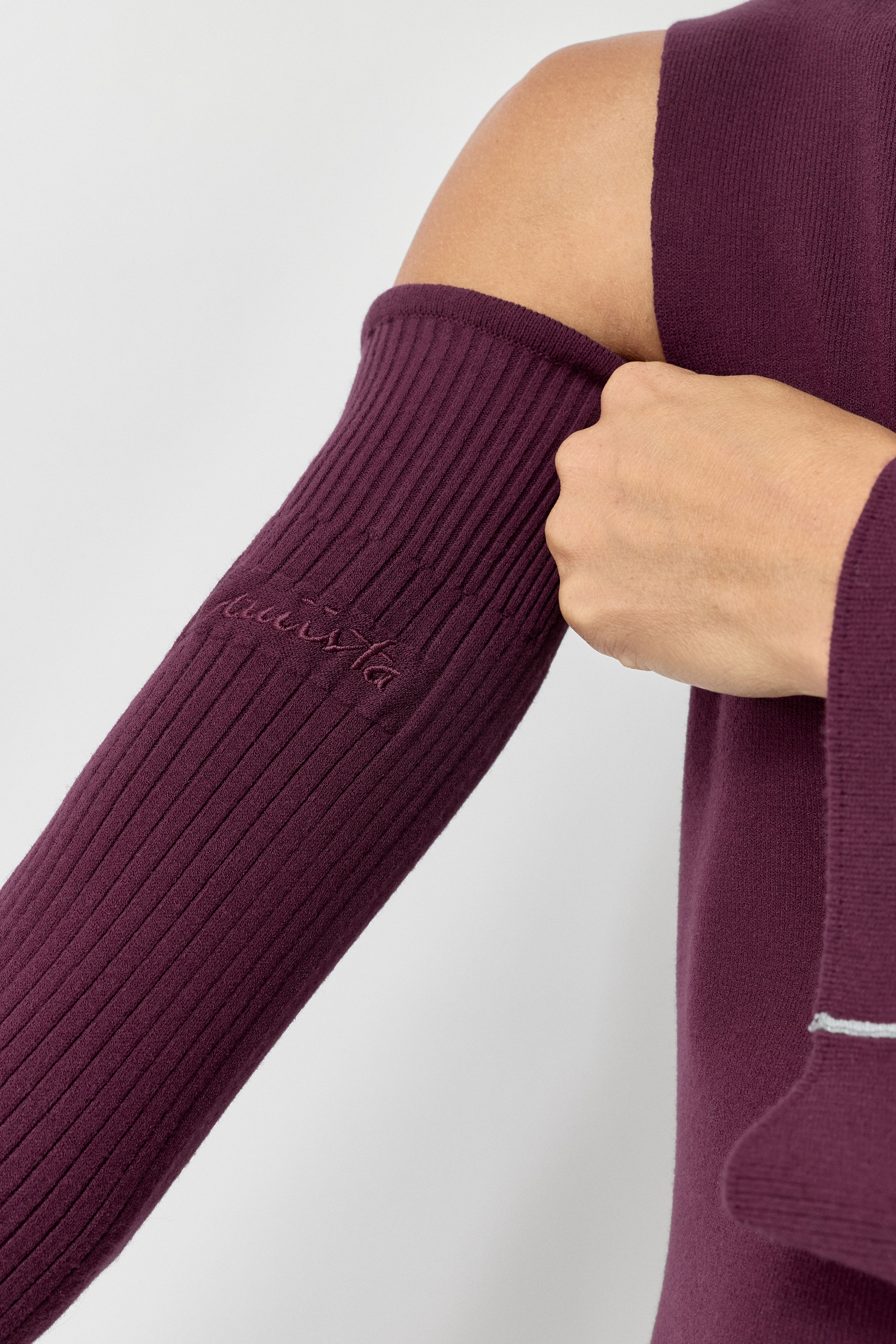 Xavi Leg Warmer - Burgundy Viscose knit | Miista | Designed & Handmade in Europe