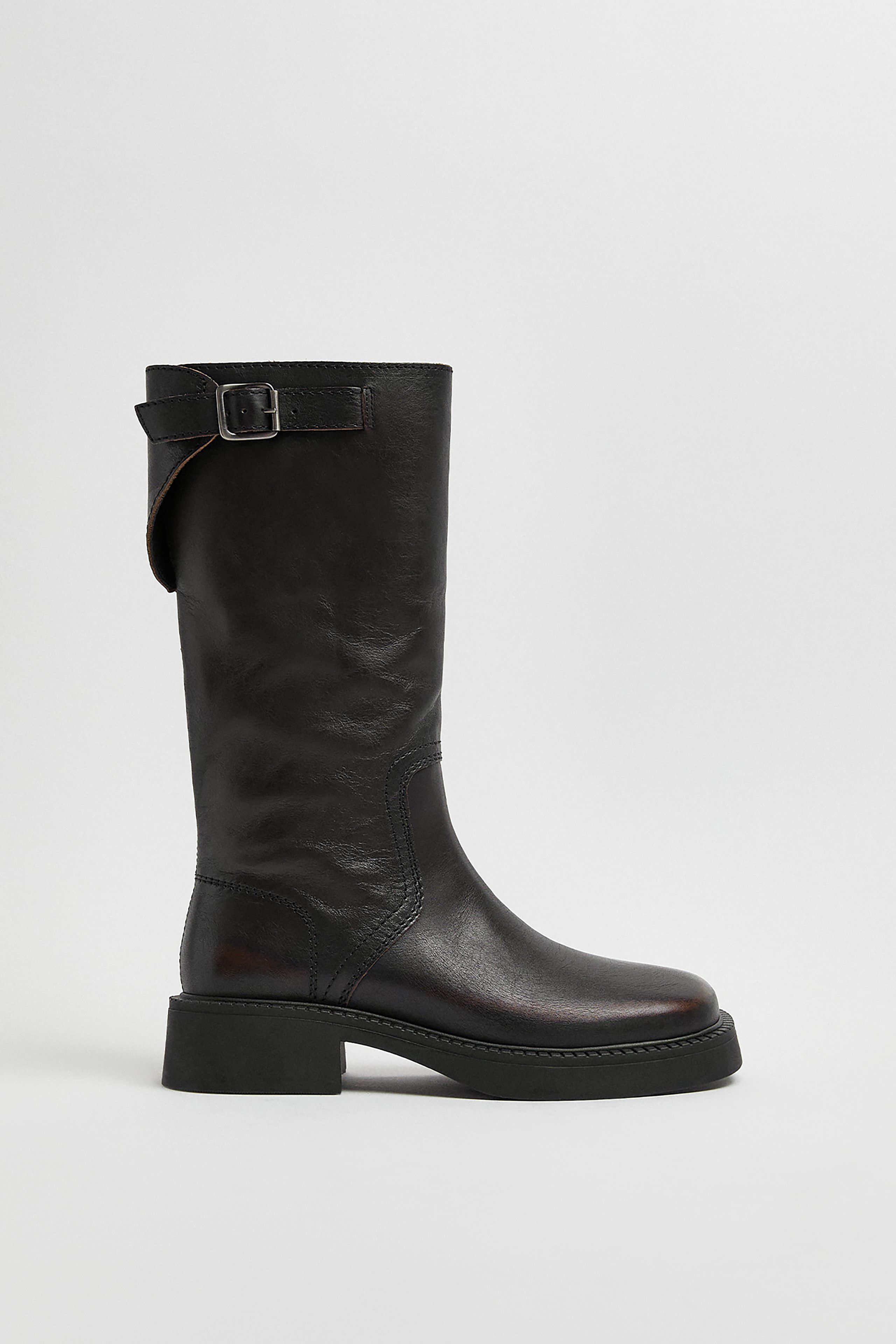 【関税込み】Miista ブラウン Raleigh ブーツ Brown Raleigh Boots by Miista on Sale