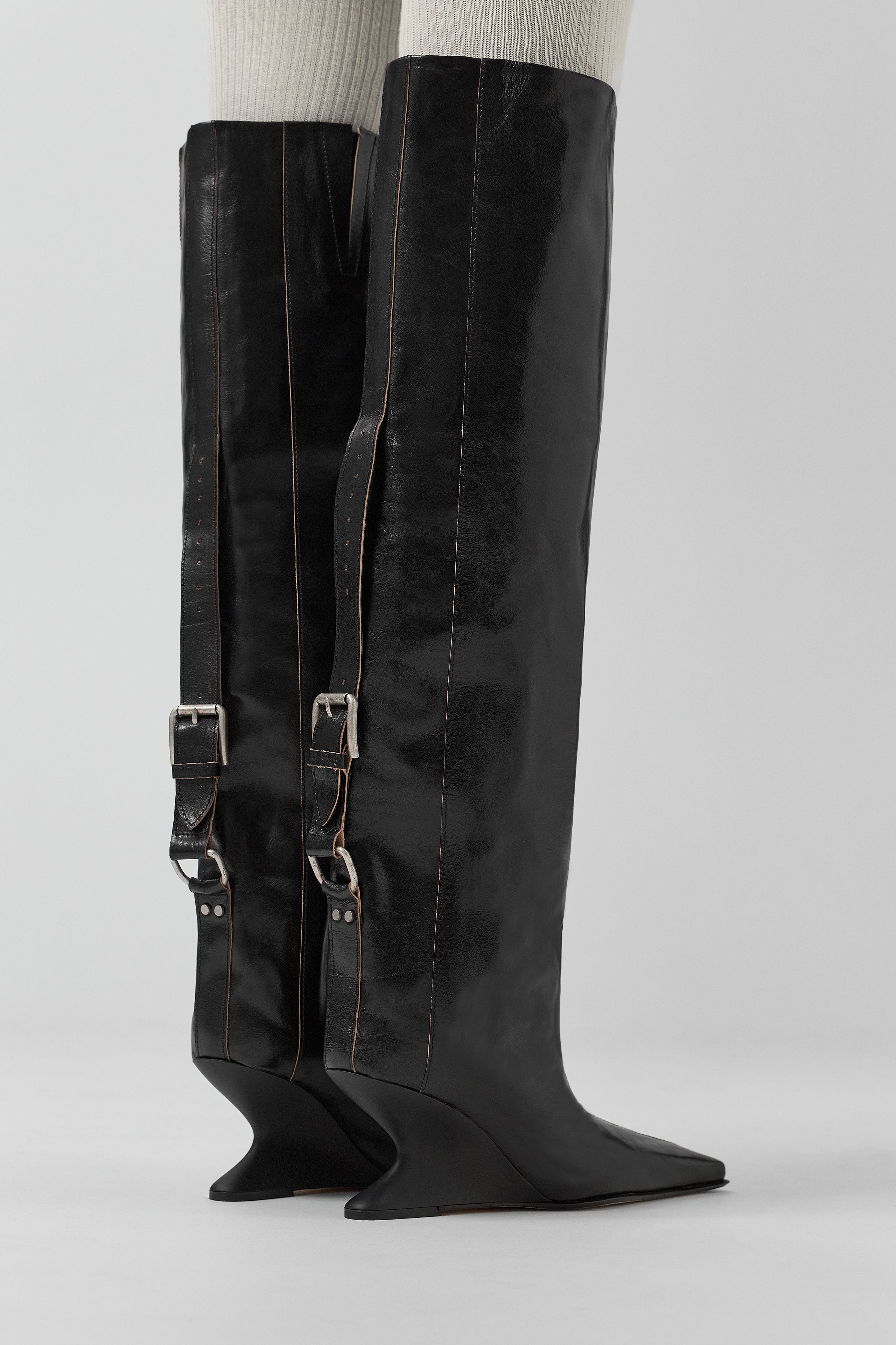 Mattie Boots - Black Leather | Miista