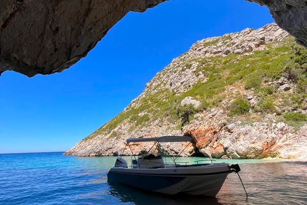 blue gem cave entrance