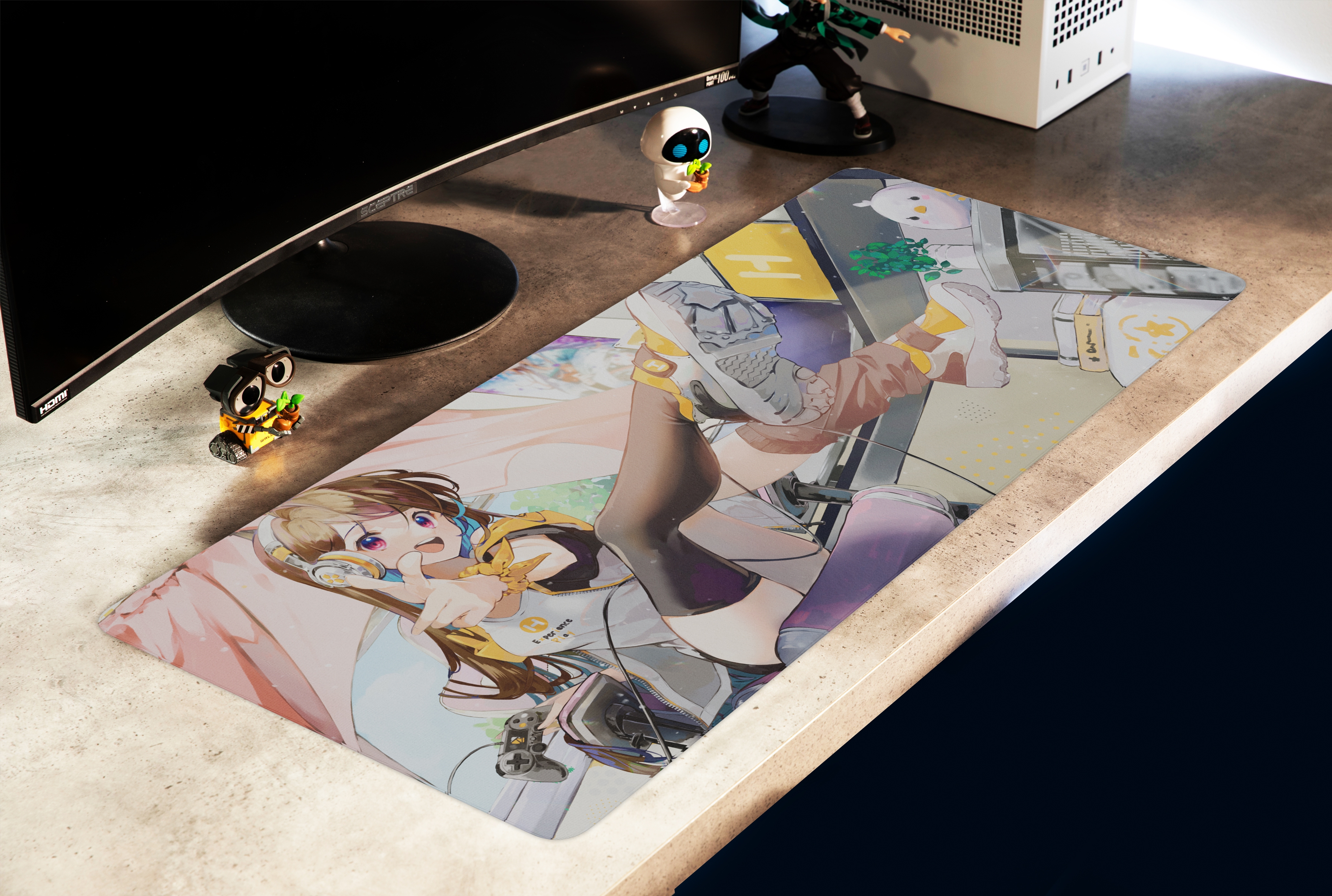 HYTE  Desk Pad Game On