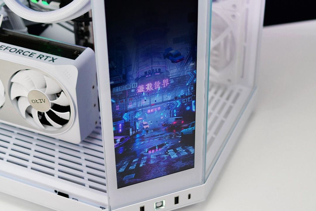 HYTE + battlerigs Y7 Touch