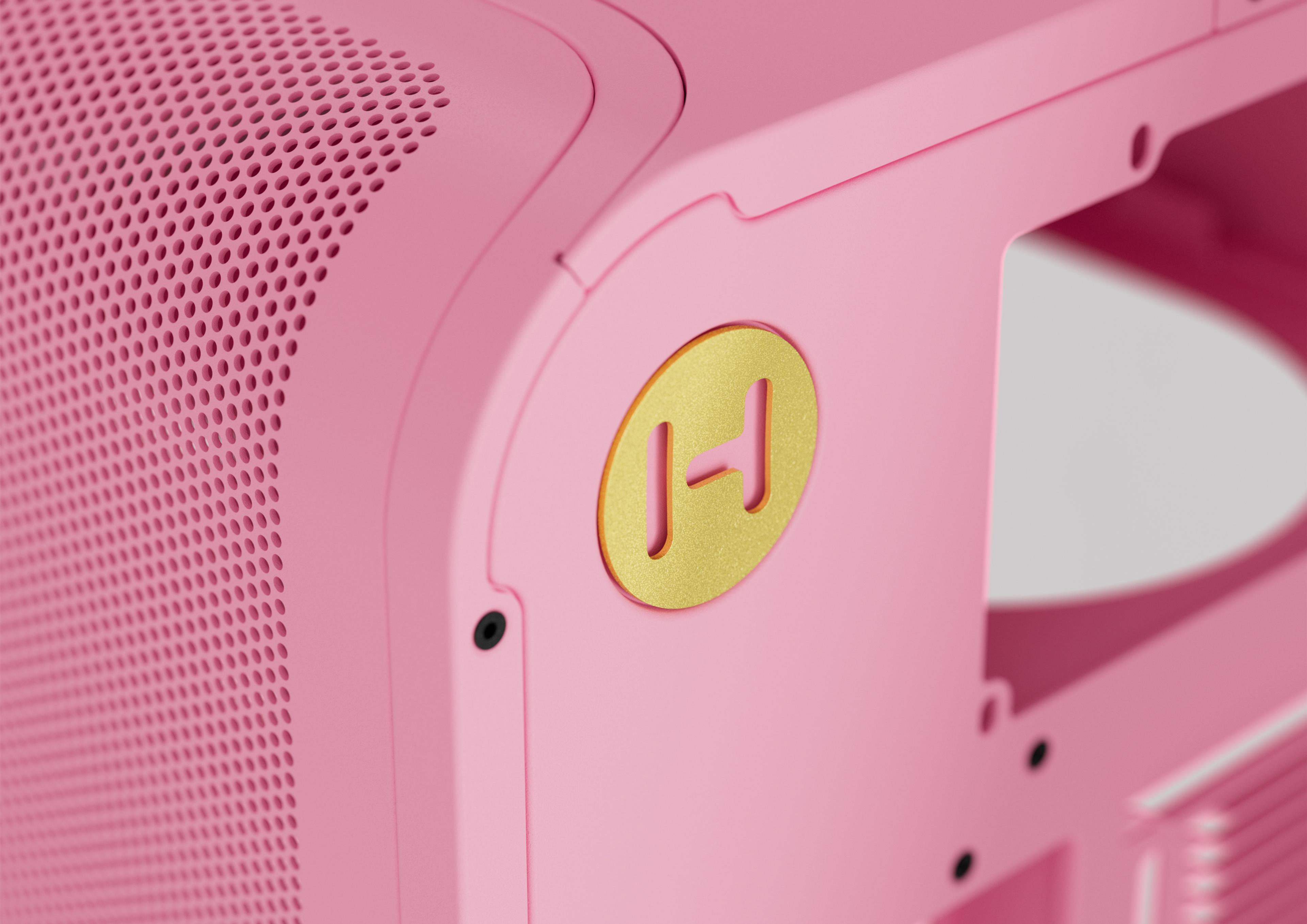 HYTE X50 - Strawberry Milk