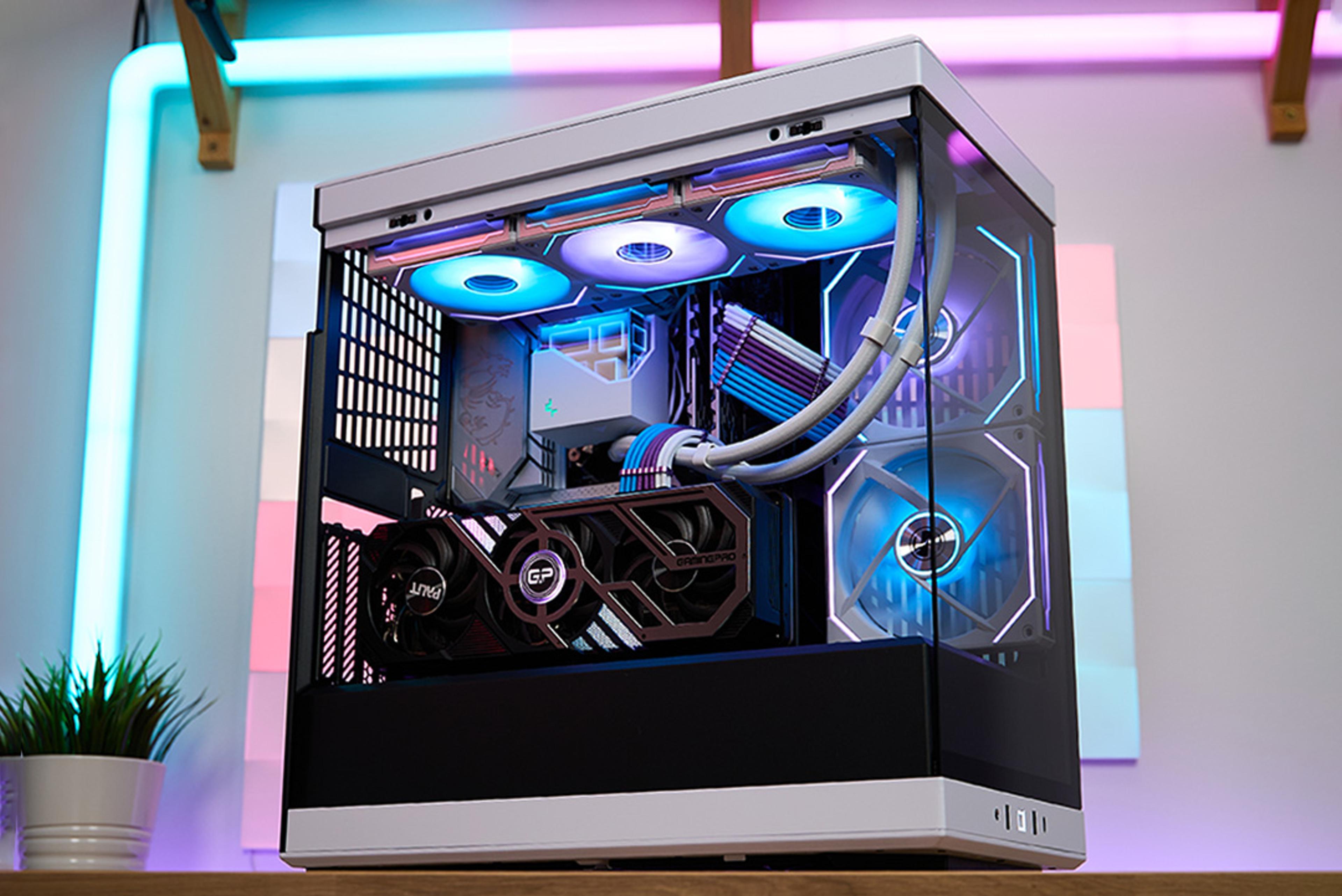 Building the Gaming PC of your Dreams! - Hyte Y40 