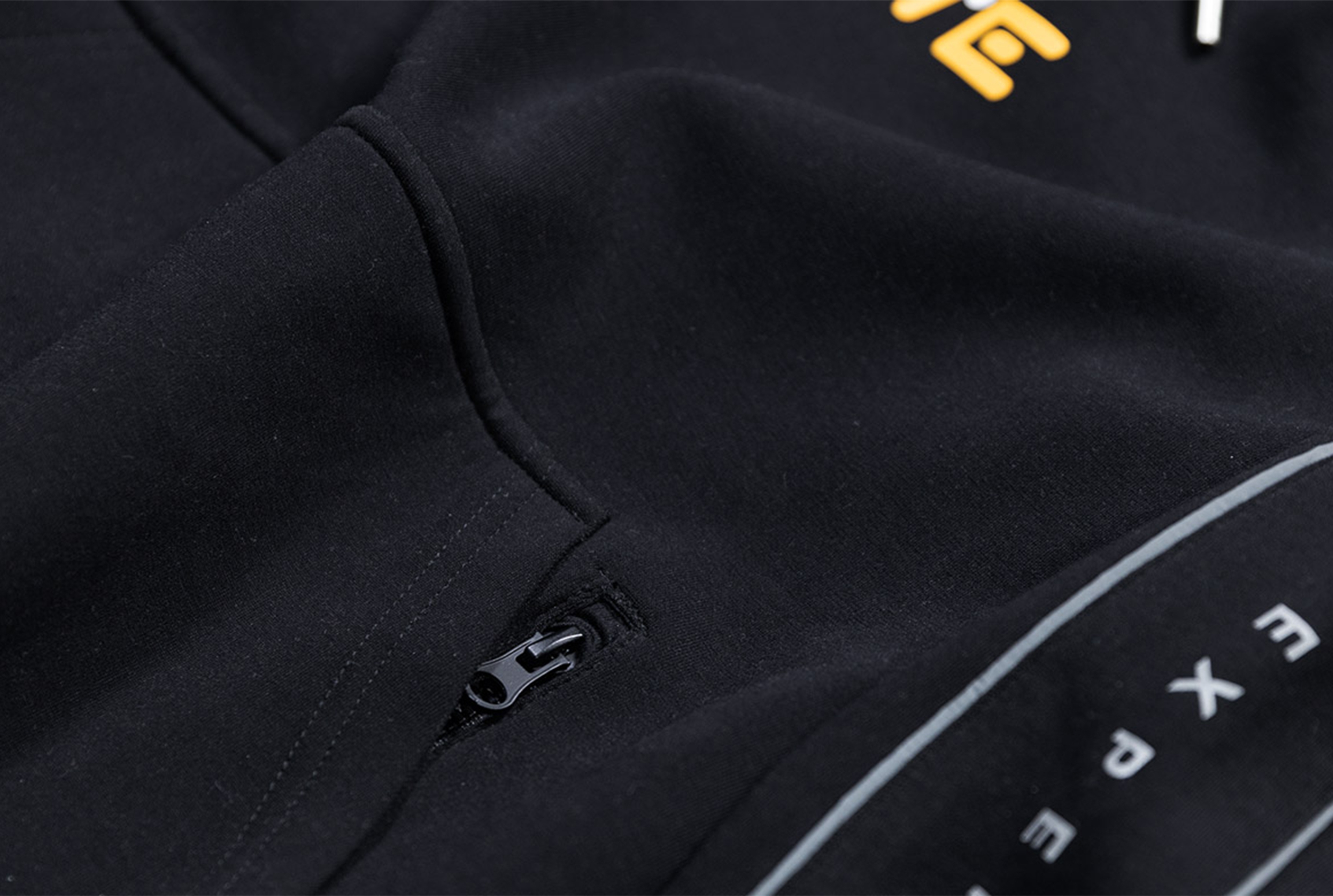 HYTE Branded Hoodie - Black