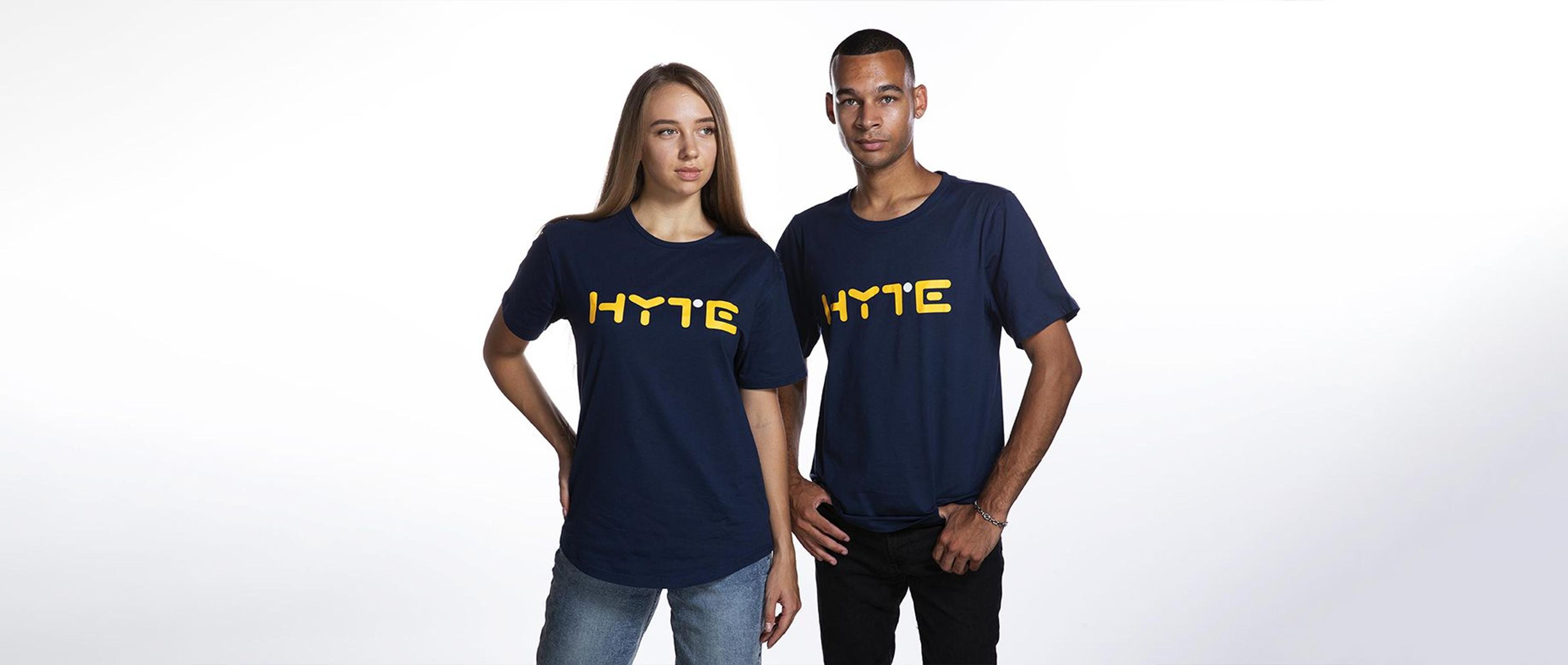 two models wear the T-shirt