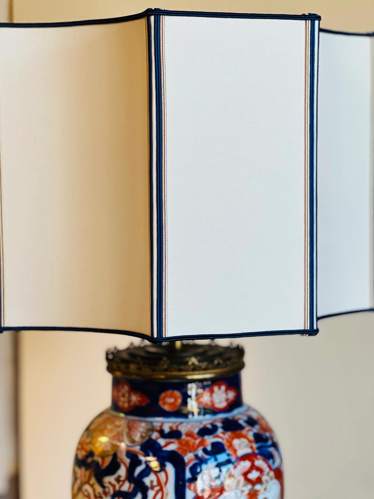 Imari Carré coins creux