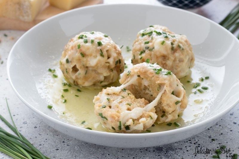 Knödel con il formaggio Ingredienti
