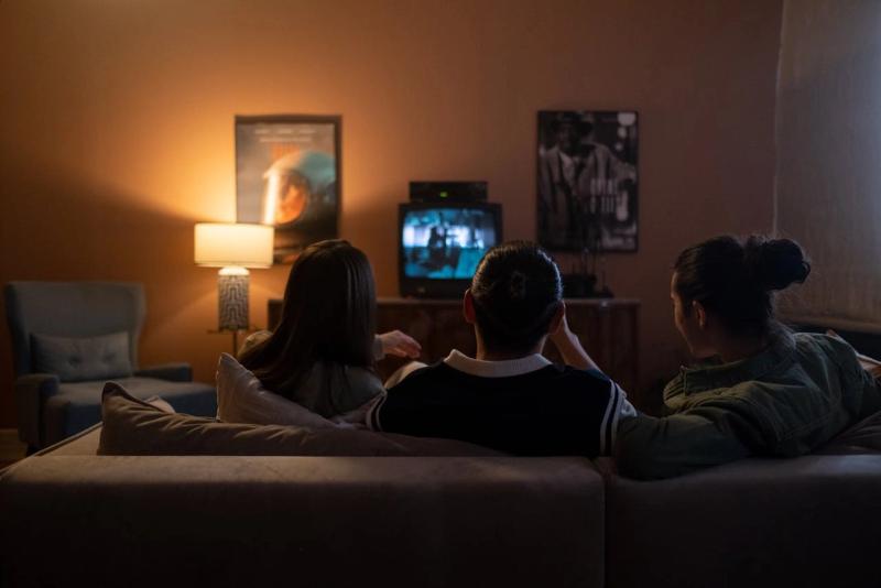 Why We Can’t Stop Watching Reality TV – The Psychology Behind It