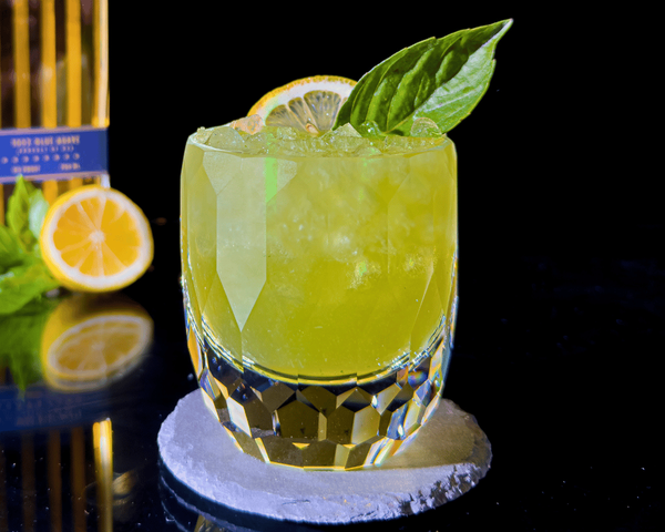 Golden Clover Smash Cocktail