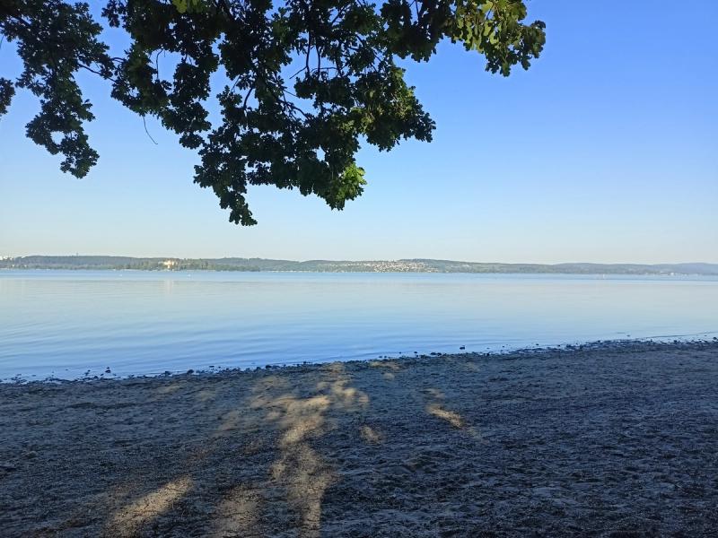 Kiesstrand zwischen Meersburg und Unteruhldingen