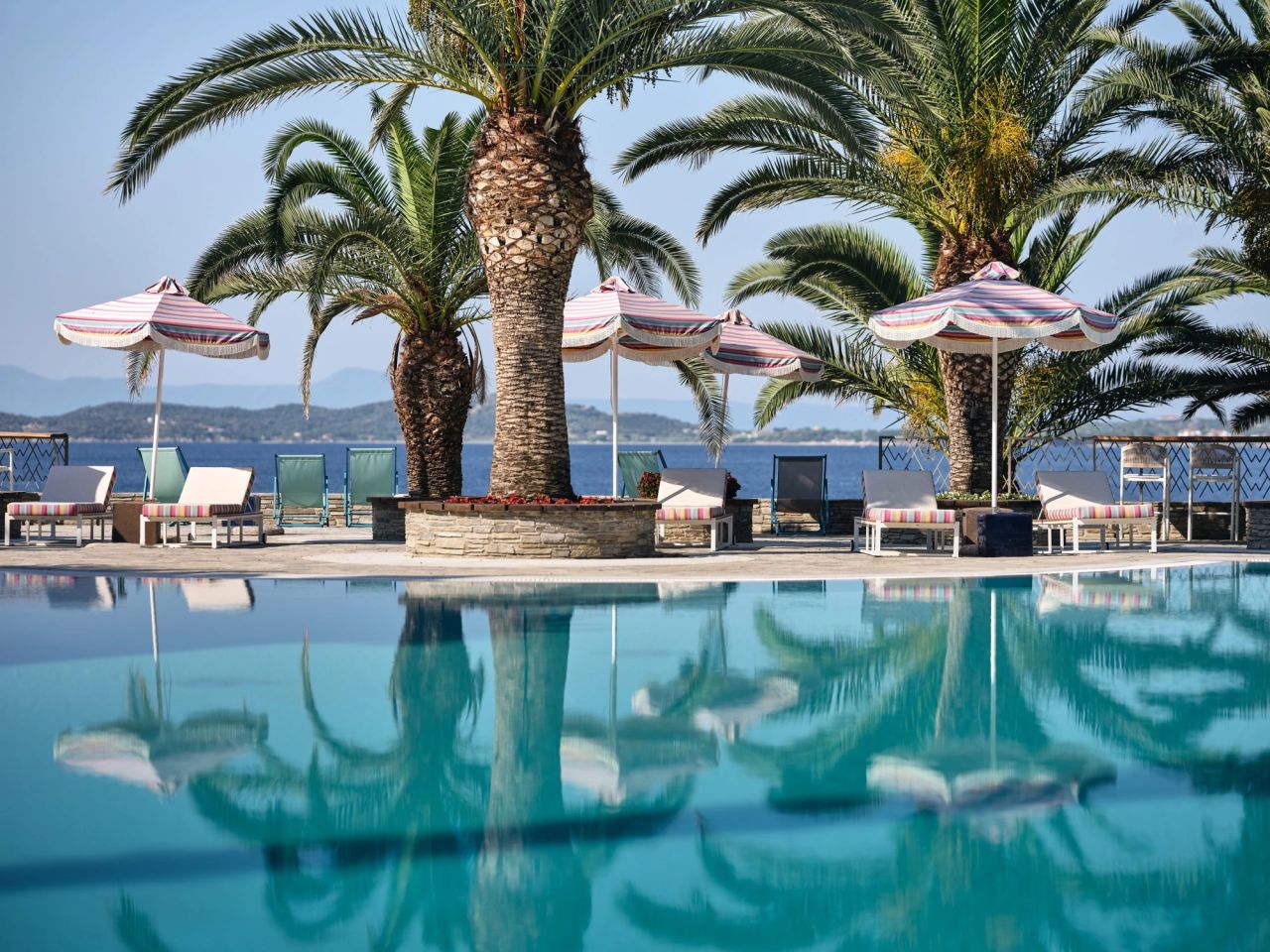 Eagles Resort — Titelbild