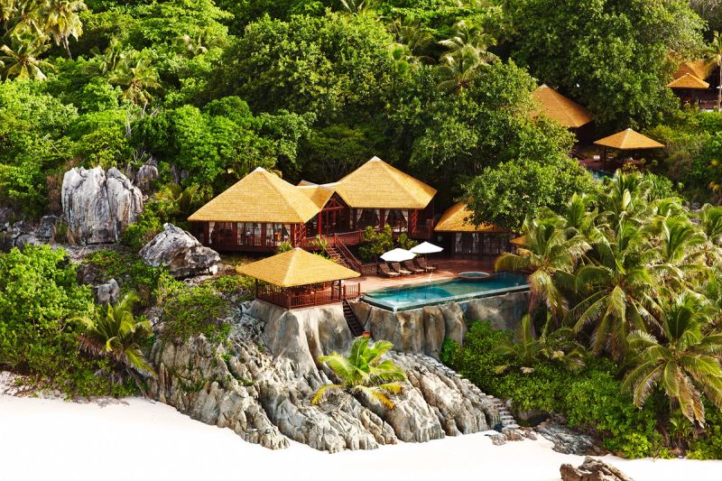 Sonnenuntergang über dem Indischen Ozean auf Fregate Island