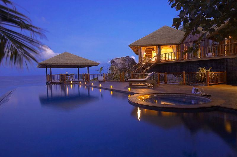 Naturbelassener Regenwald auf Fregate Island