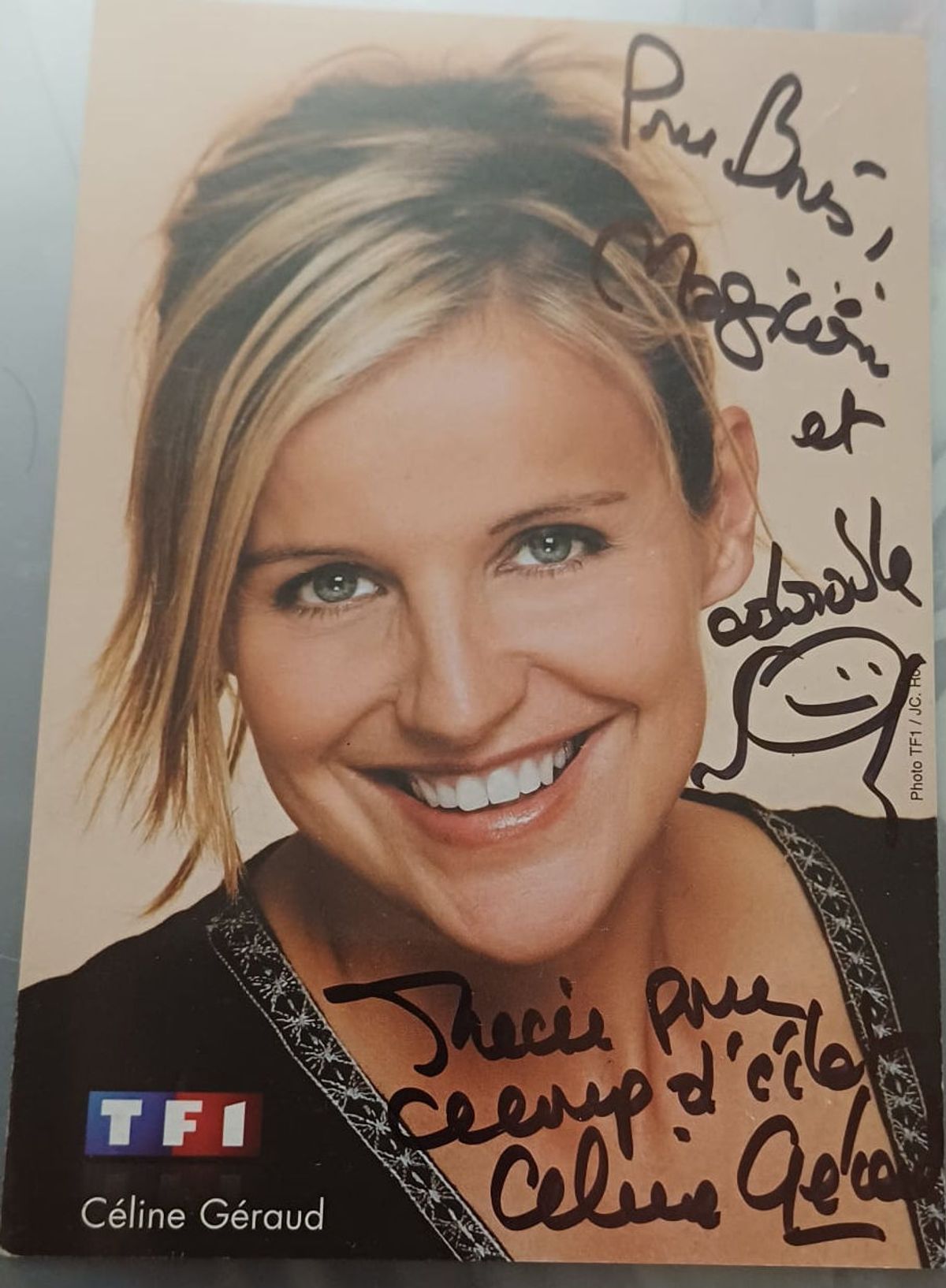 Céline Géraud - présentatrice de l'île de la tentation