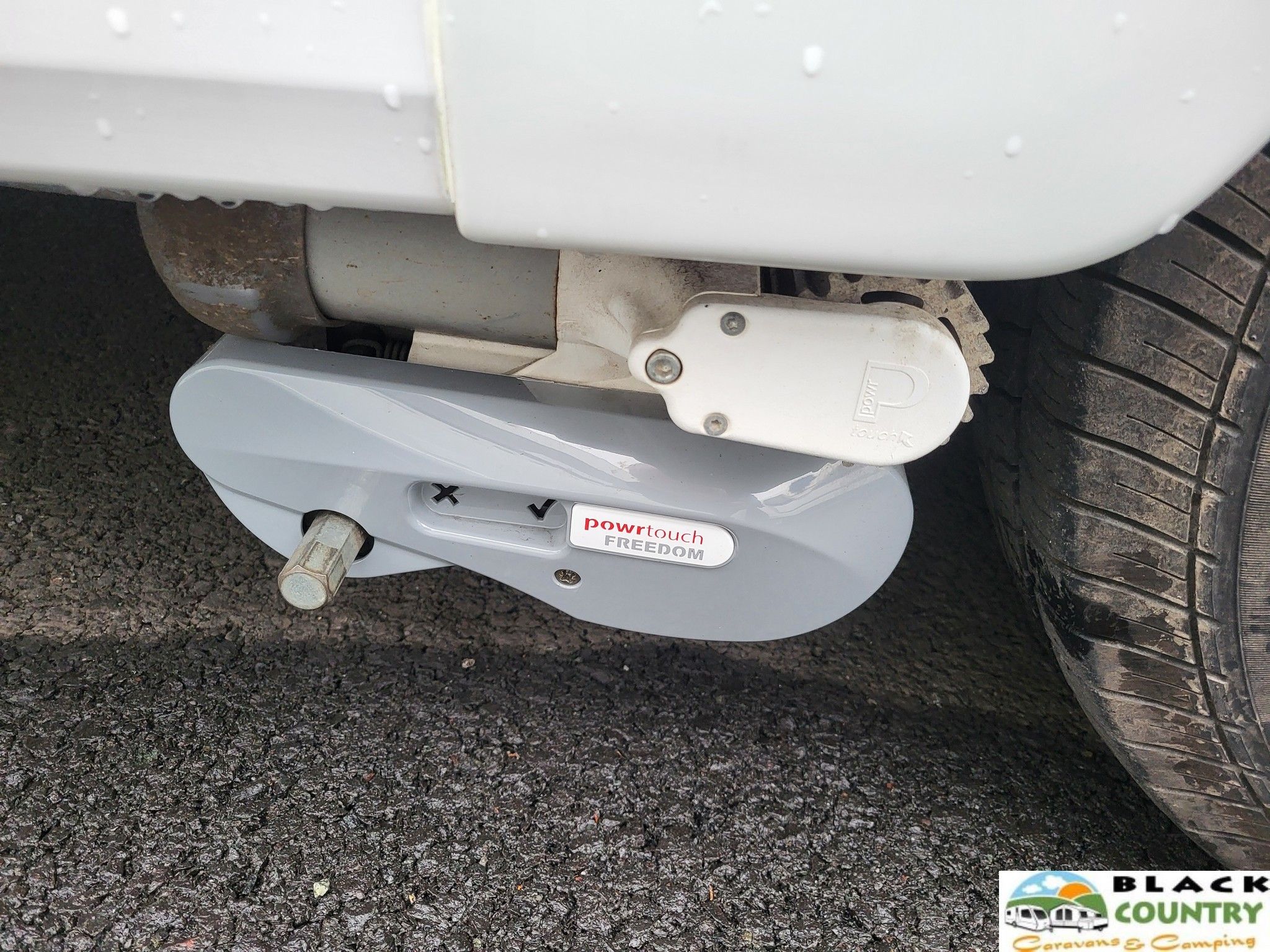 2017 Coachman 460 Caravan - View 3