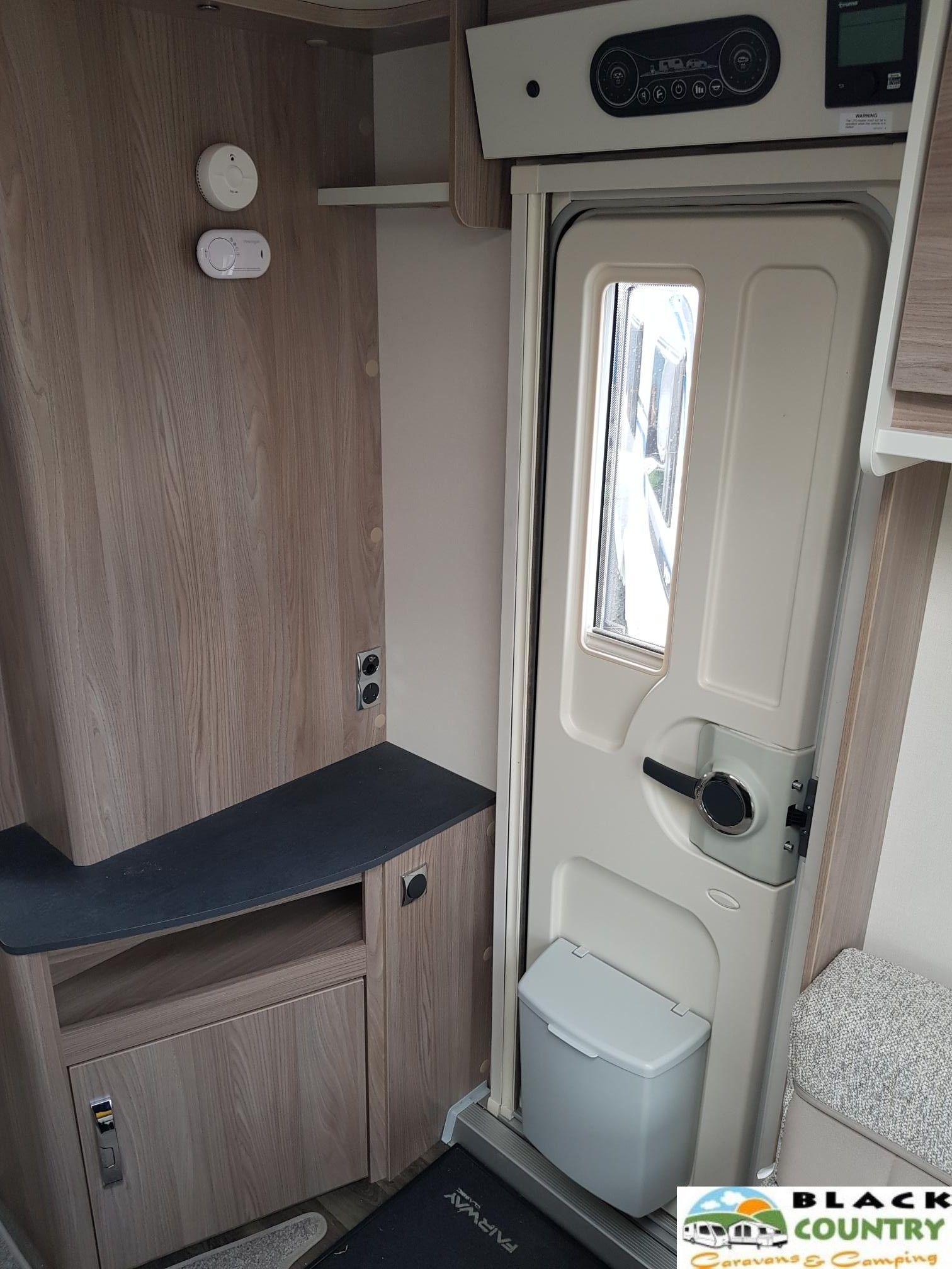 2023 Swift 580 Caravan - View 5