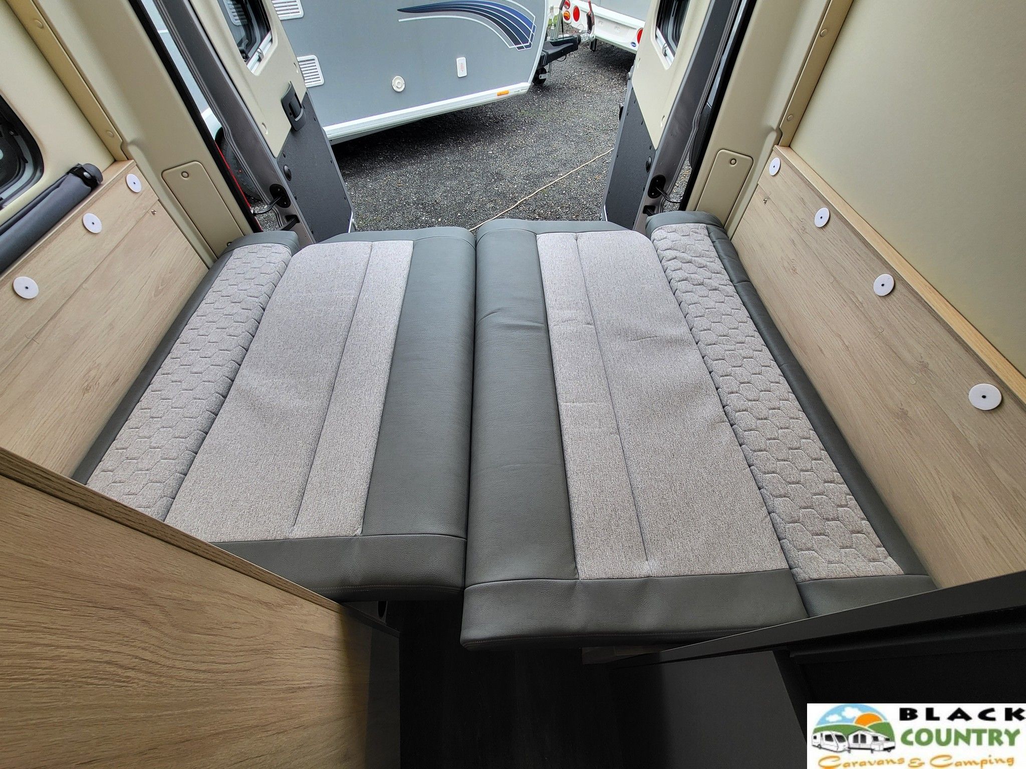 2026 Auto-Trail 67 Flex Motorhome - View 28