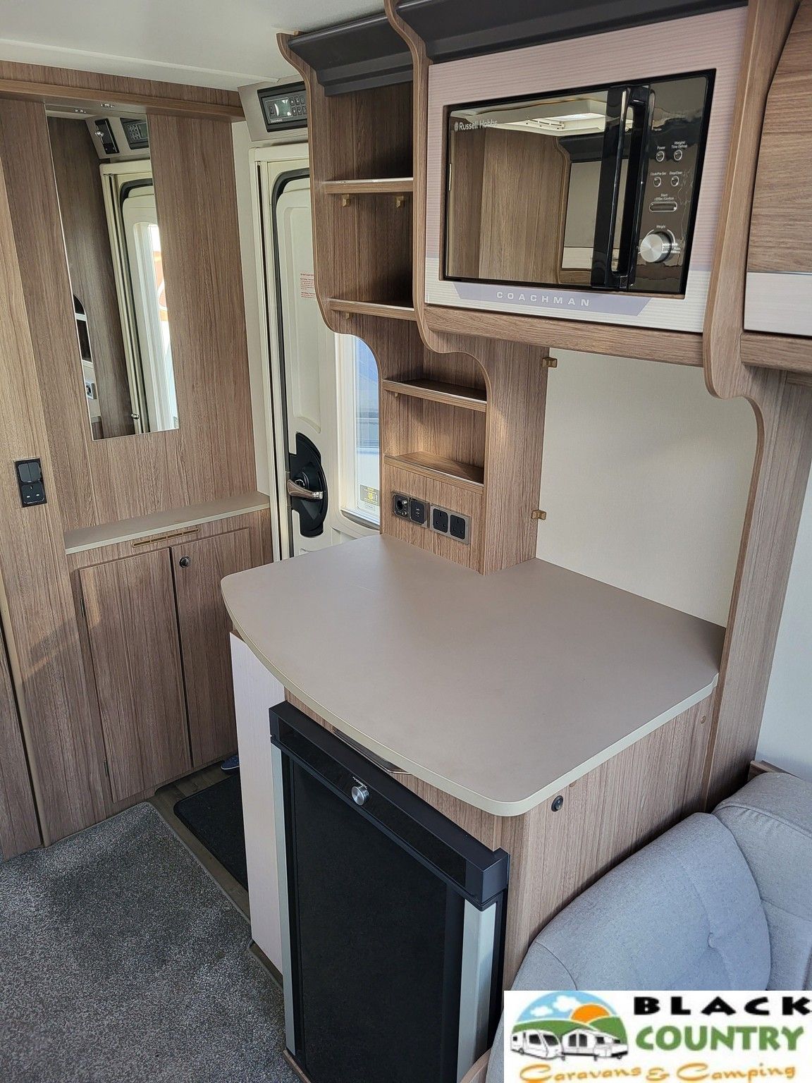 2021 Coachman 460 Caravan - View 6