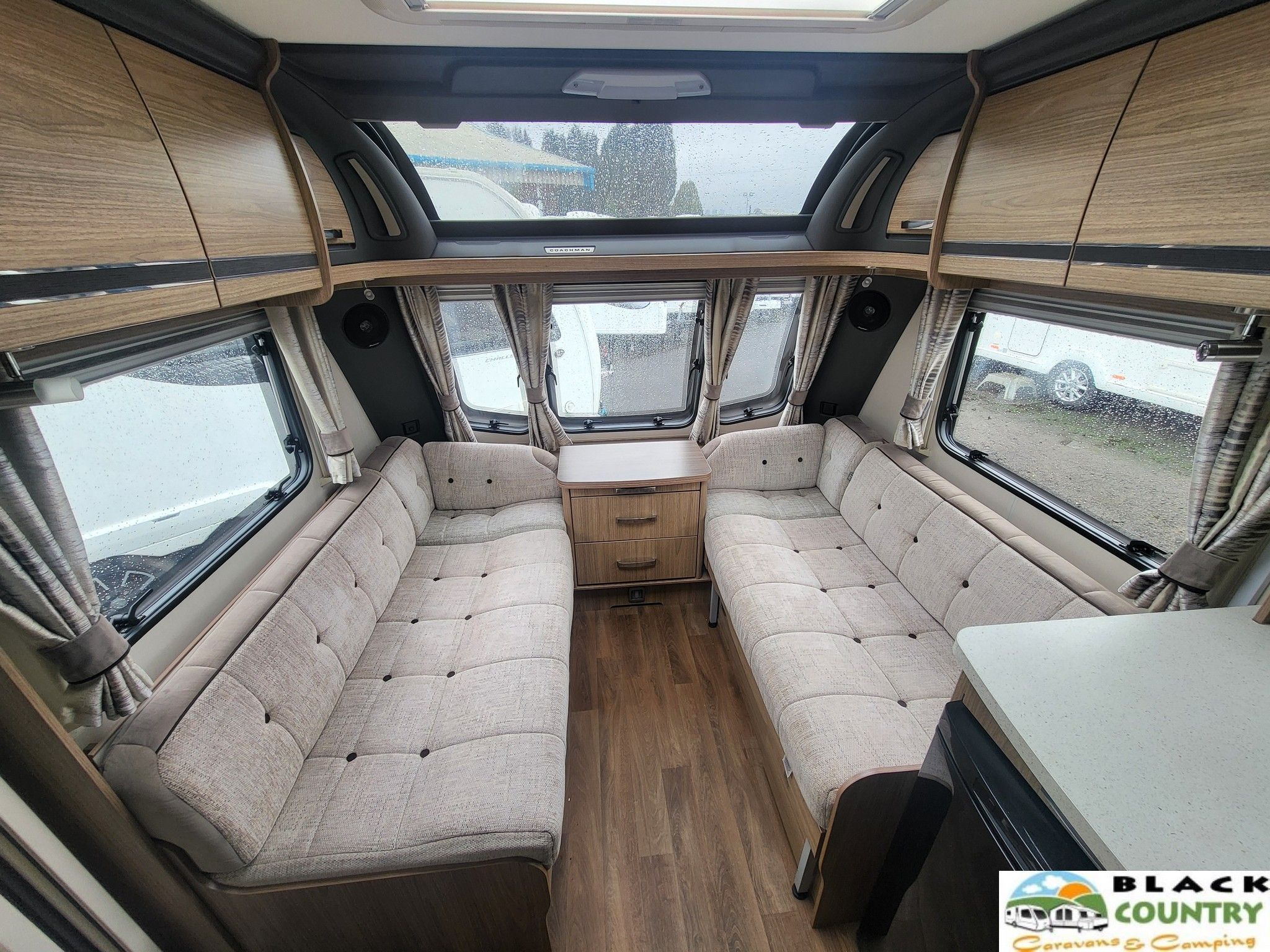 2017 Coachman 545 Caravan - View 4