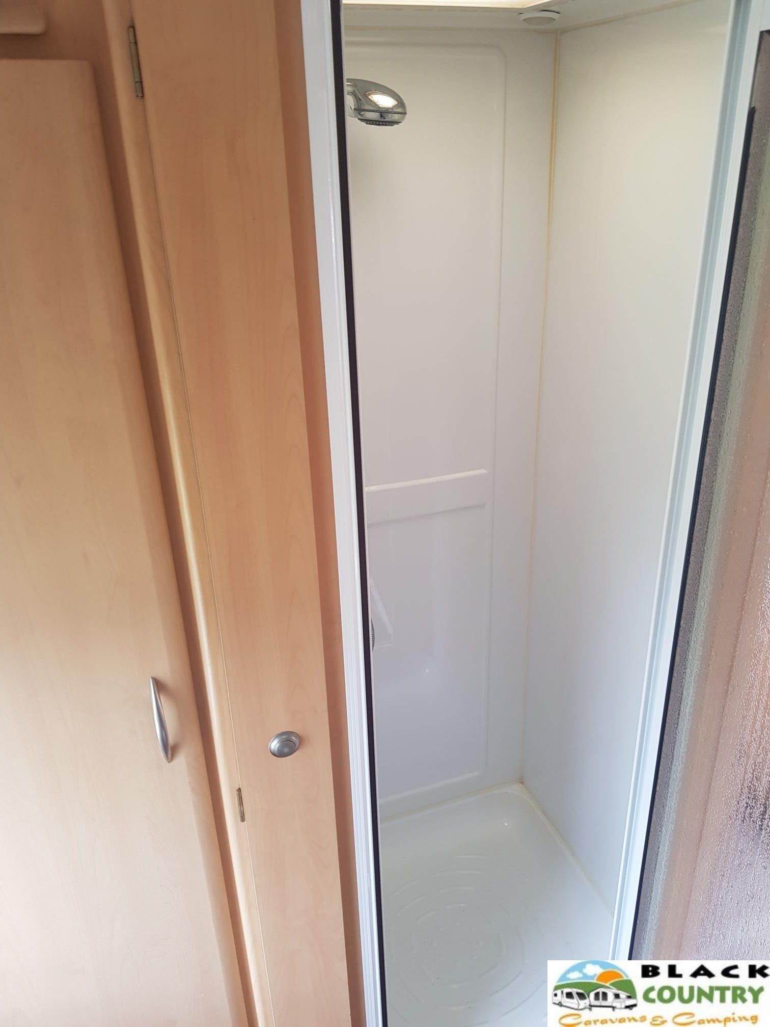 2003 Coachman 520/4 Caravan - View 6