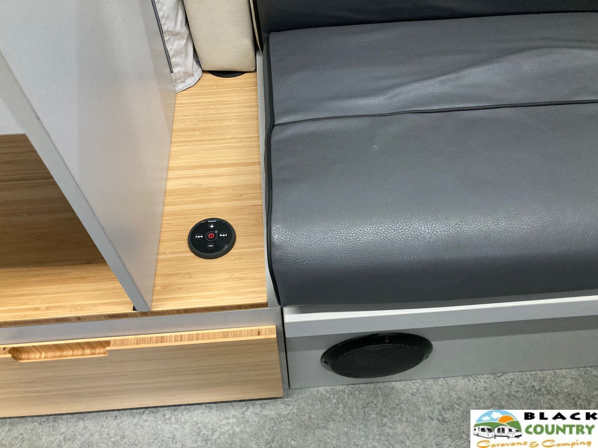 2021 Opus All Road Full Monty (Orange) Folding Camper - View 15