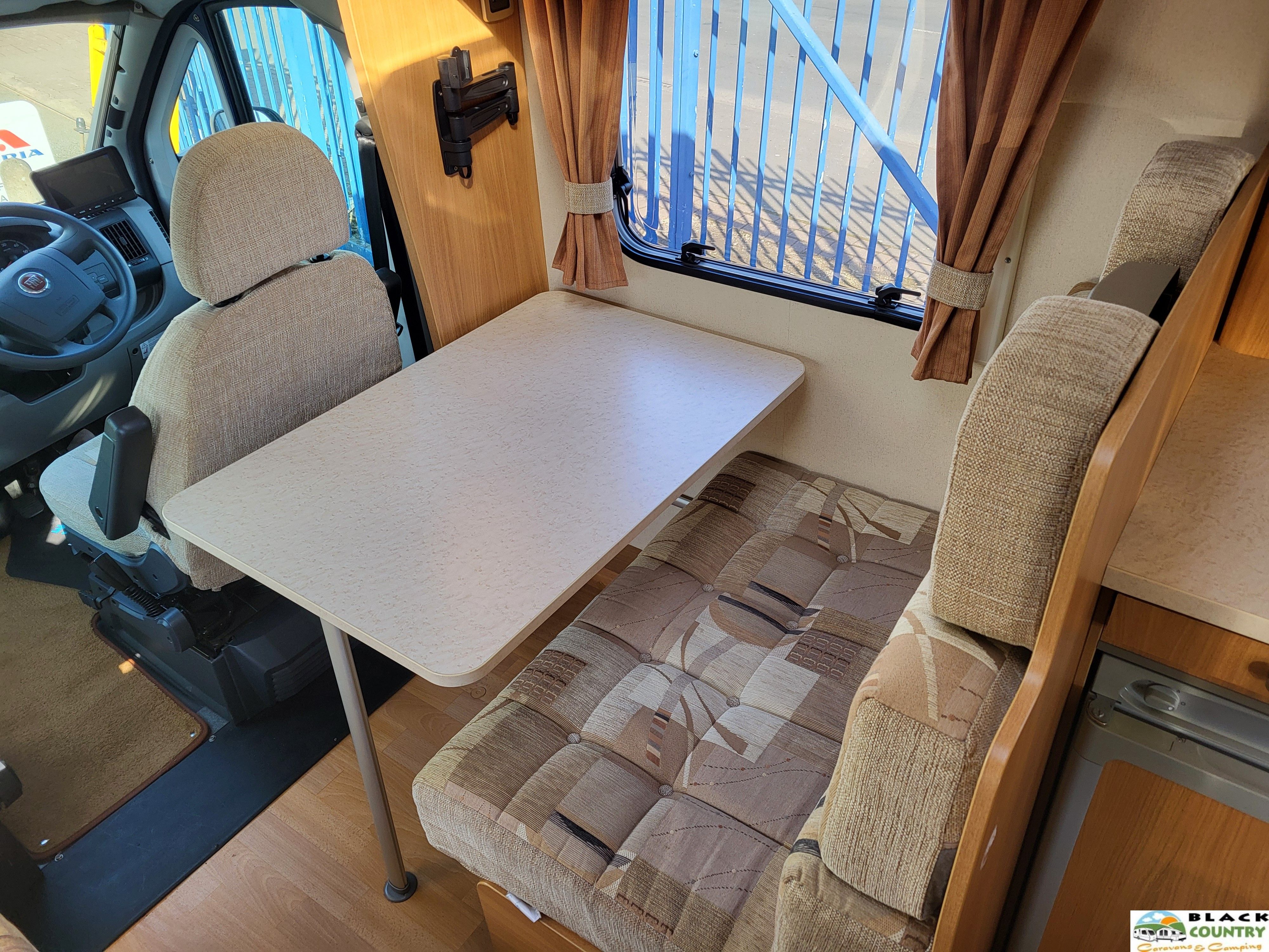 2010 Swift 664 Motorhome - View 4