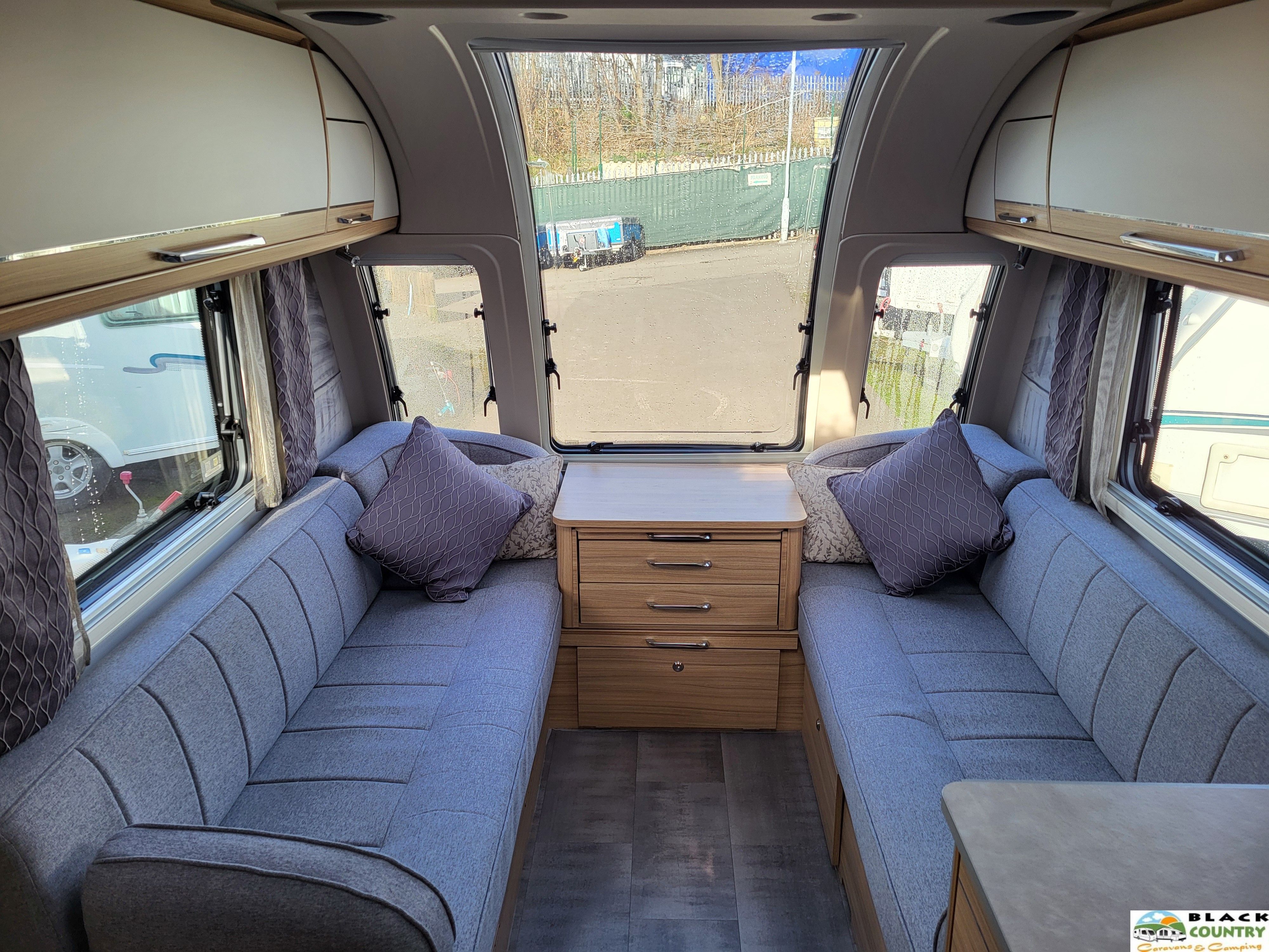 2022 Bailey Pamplona Caravan - View 3