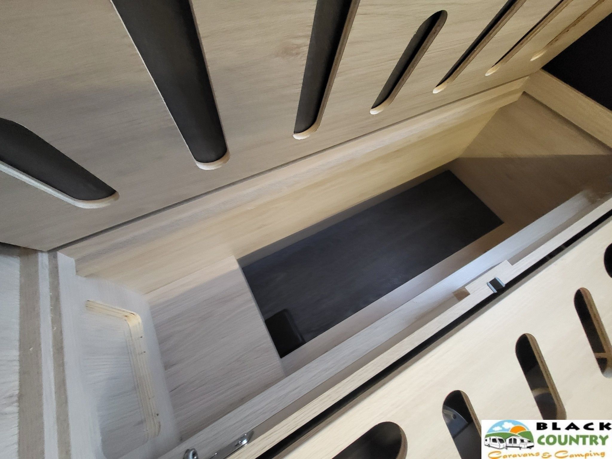 2026 Auto-Trail 67 Flex Motorhome - View 30