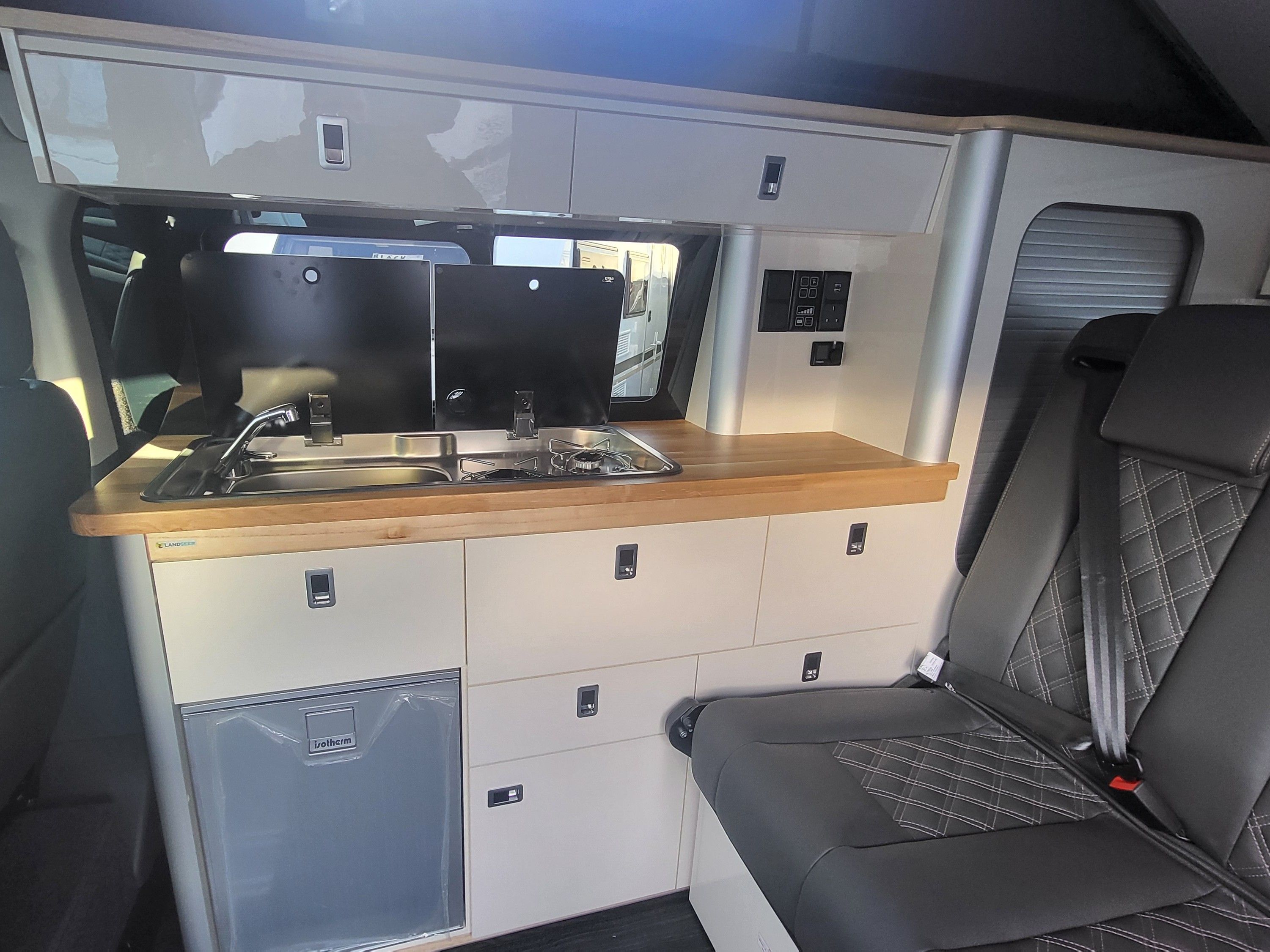 2024 Landseer Ford Landseer Campervan - SOLD | Black Country Caravans ...