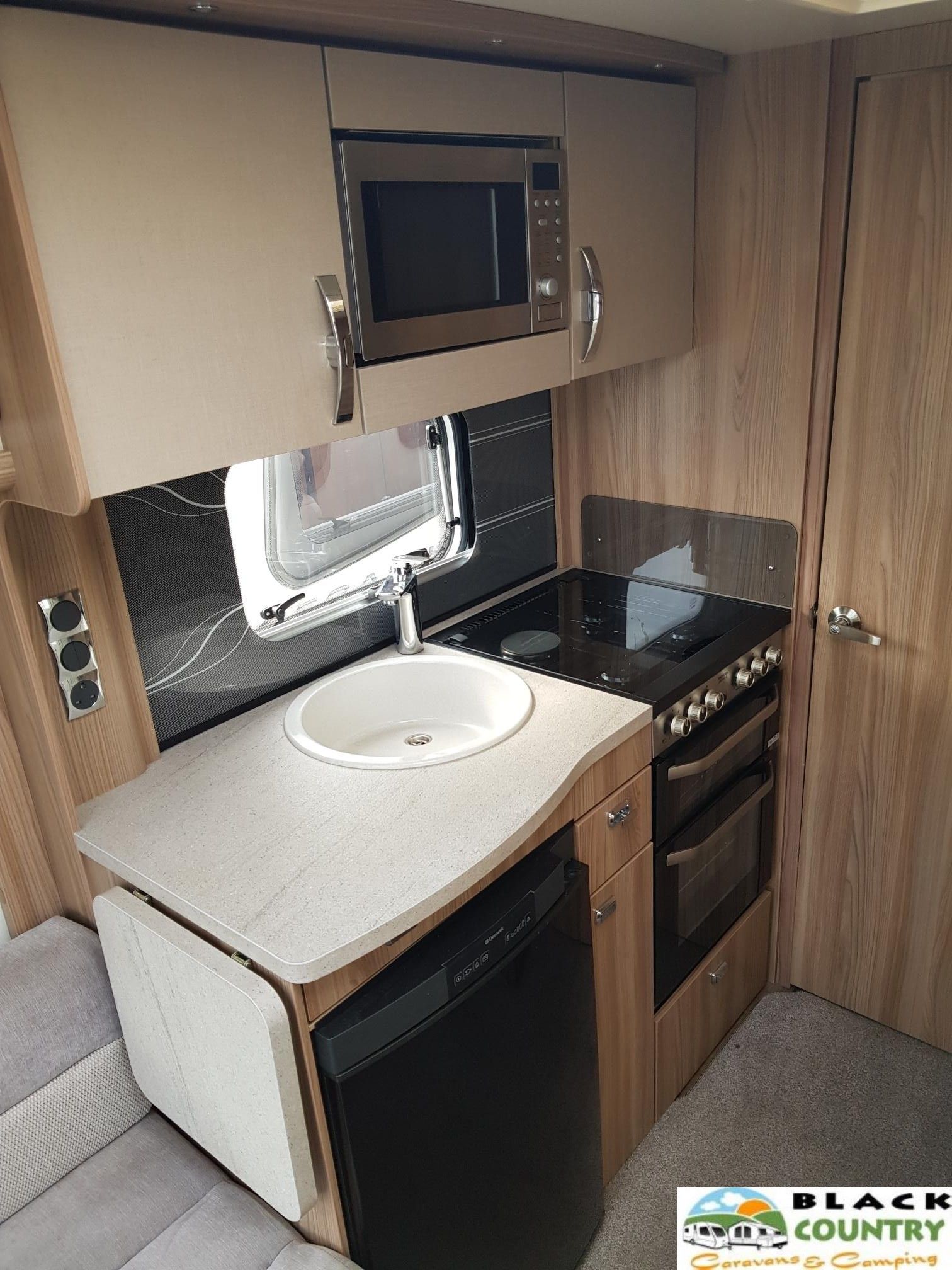 2017 Swift 560 SE Caravan - View 3