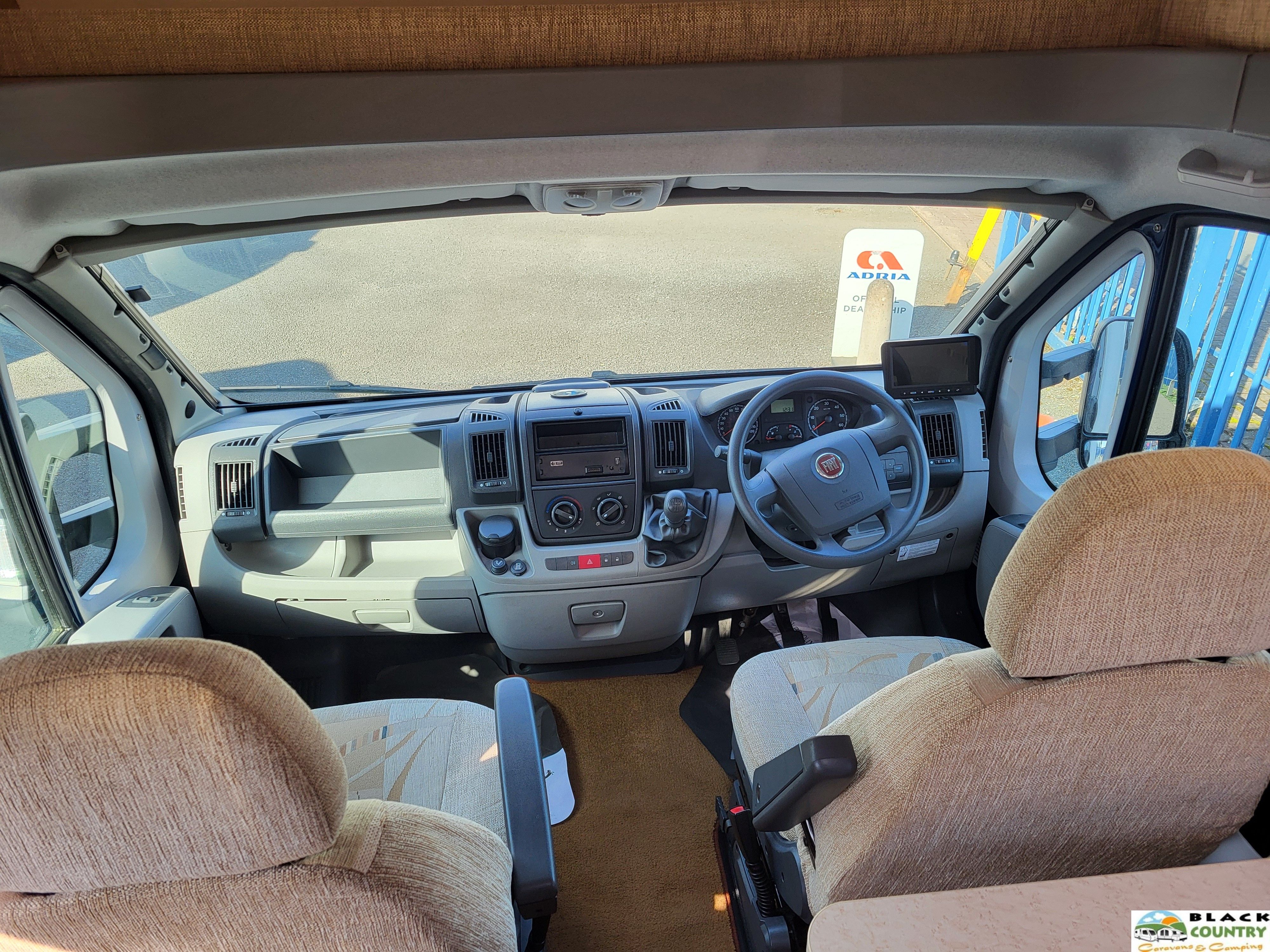 2010 Swift 664 Motorhome - View 3