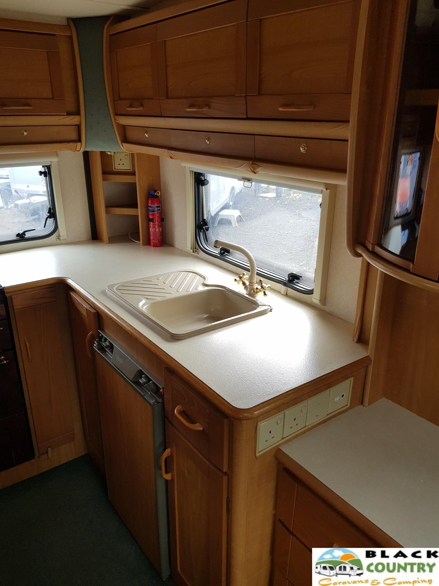 2001 Autotrail 630 S Motorhome - View 8
