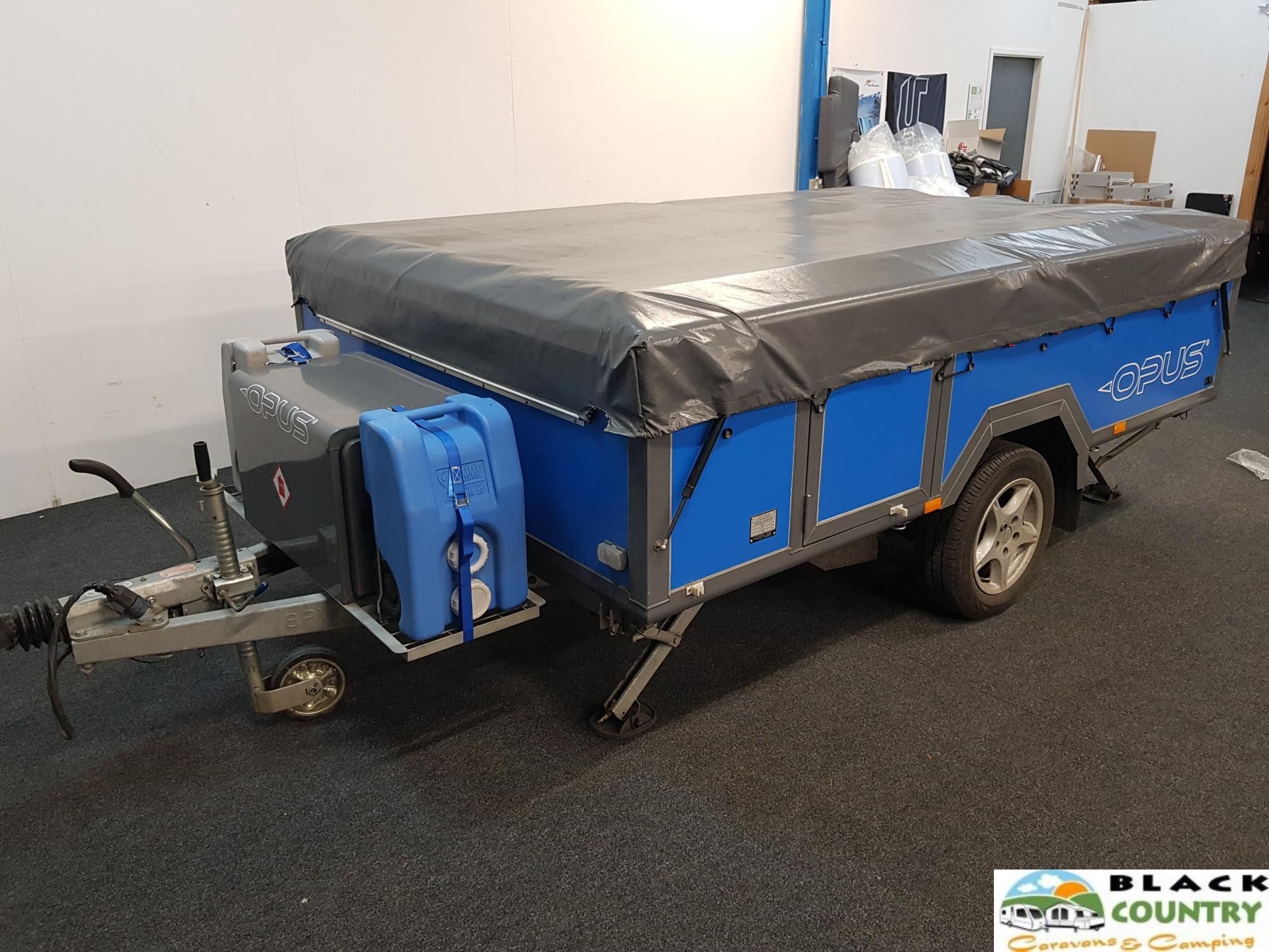 2017 Opus Full Monty Folding Camper - View 11