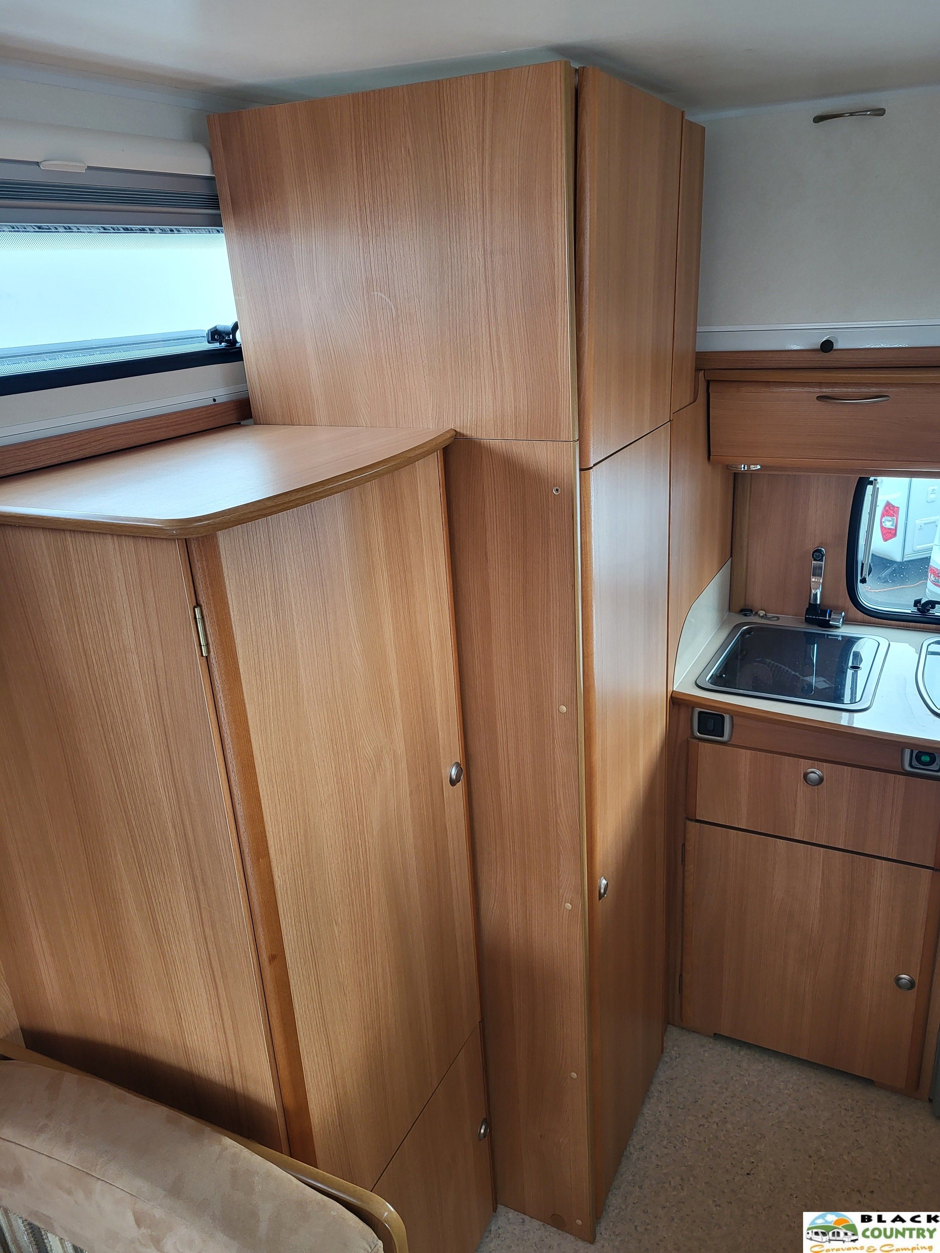 2011 Trigano 310 Caravan - View 6