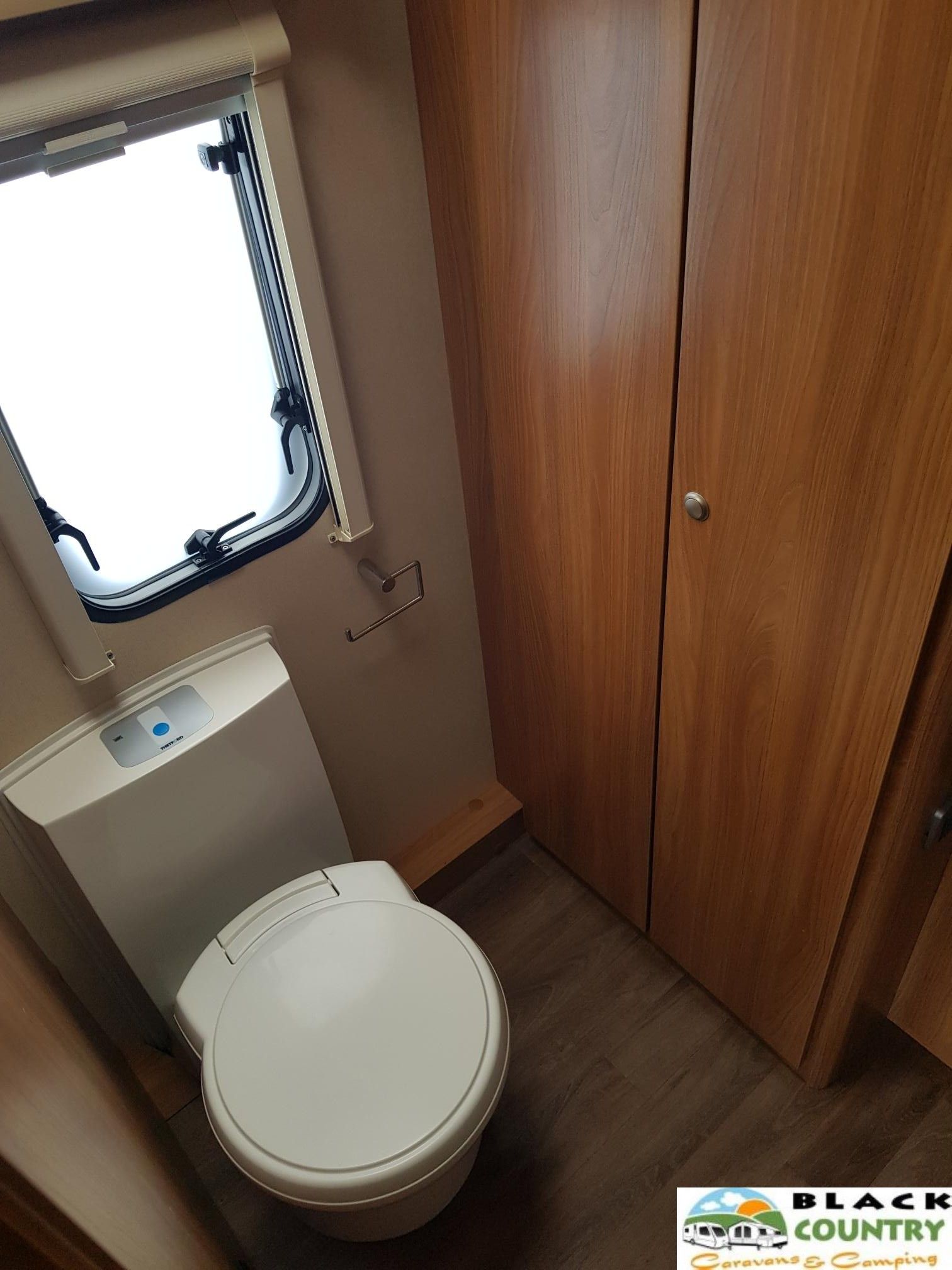 2014 Swift 442 Caravan - View 6