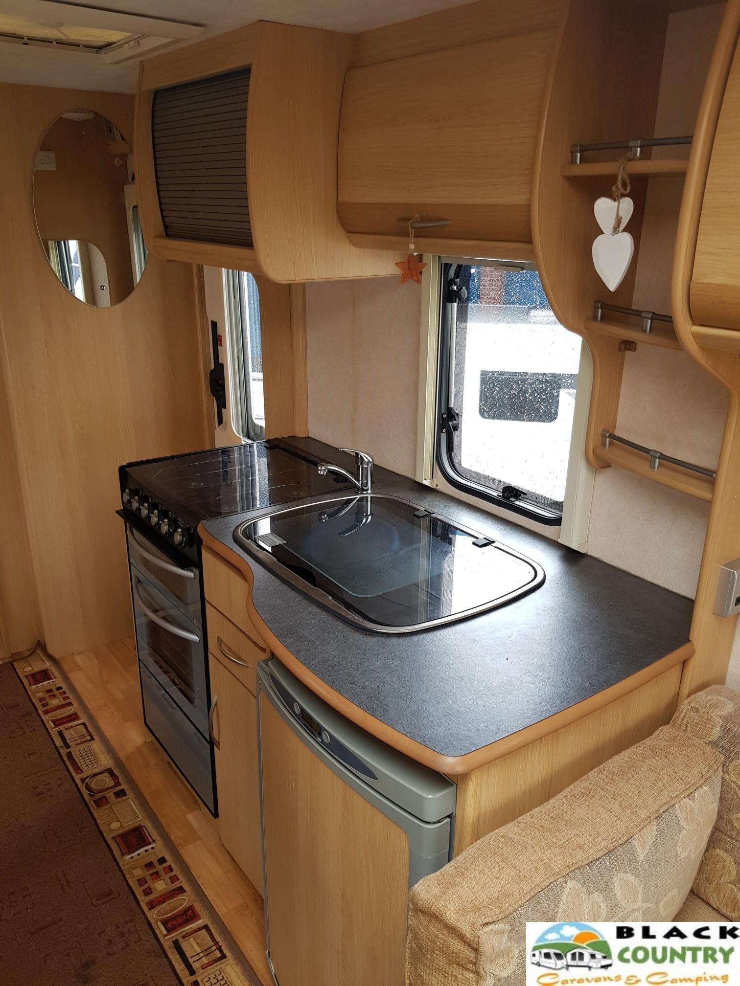 2008 Coachman 520/4 Caravan - View 4