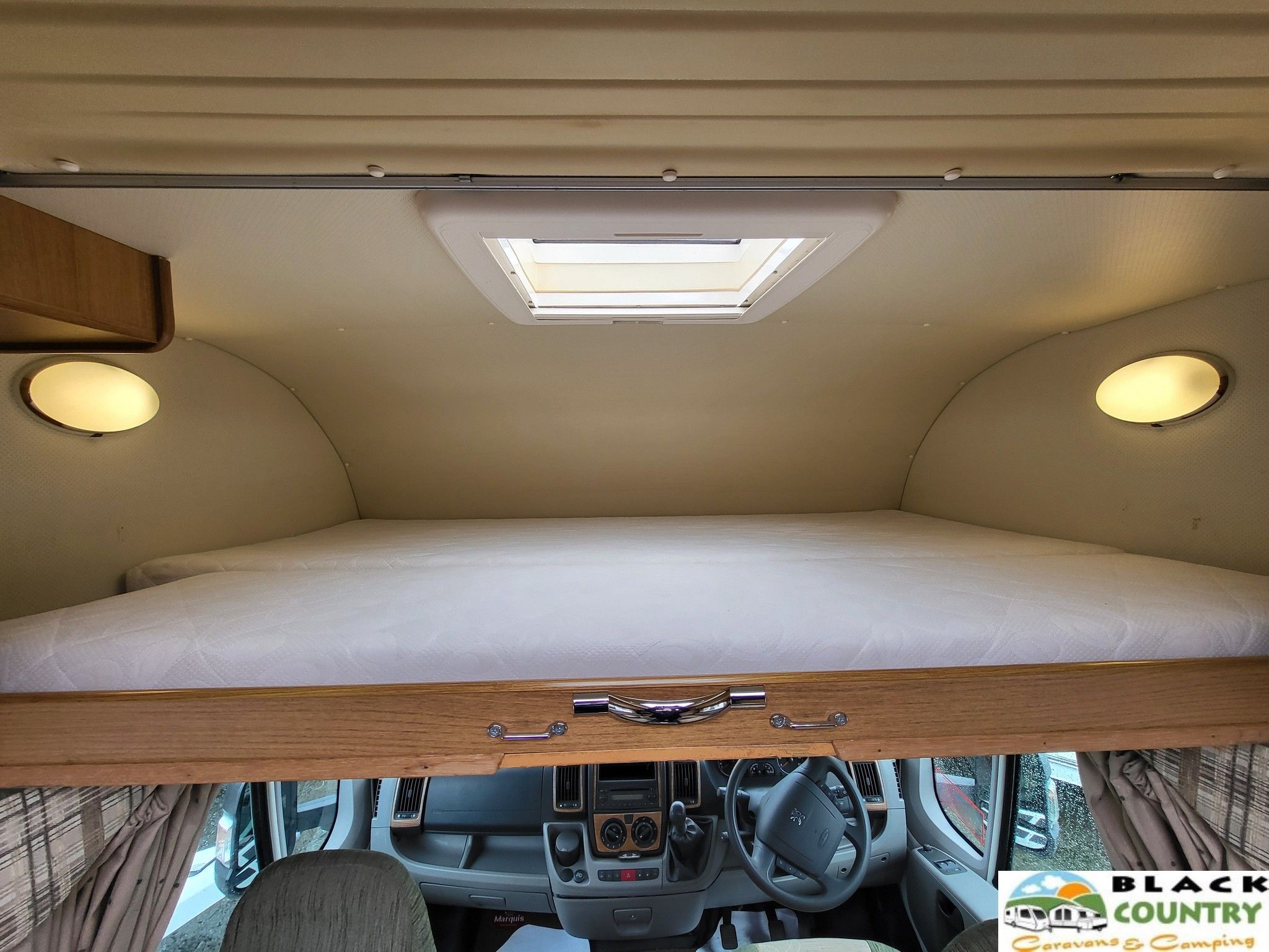 2011 Autosleeper ES Lancashire Motorhome - View 17
