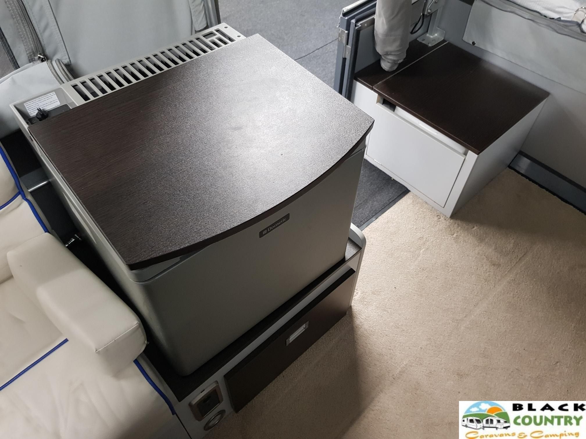 2017 Opus Full Monty Folding Camper - View 8