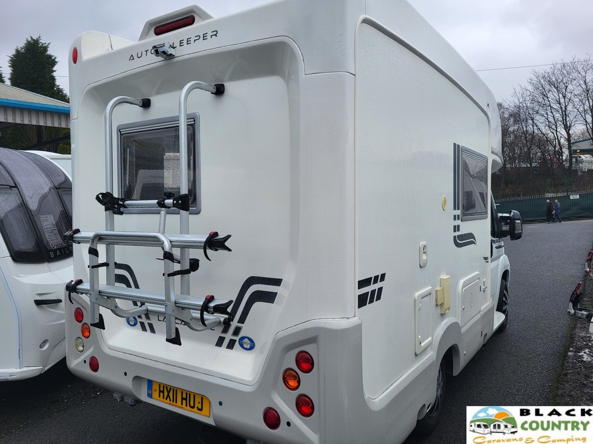 2011 Autosleeper ES Lancashire Motorhome - View 2