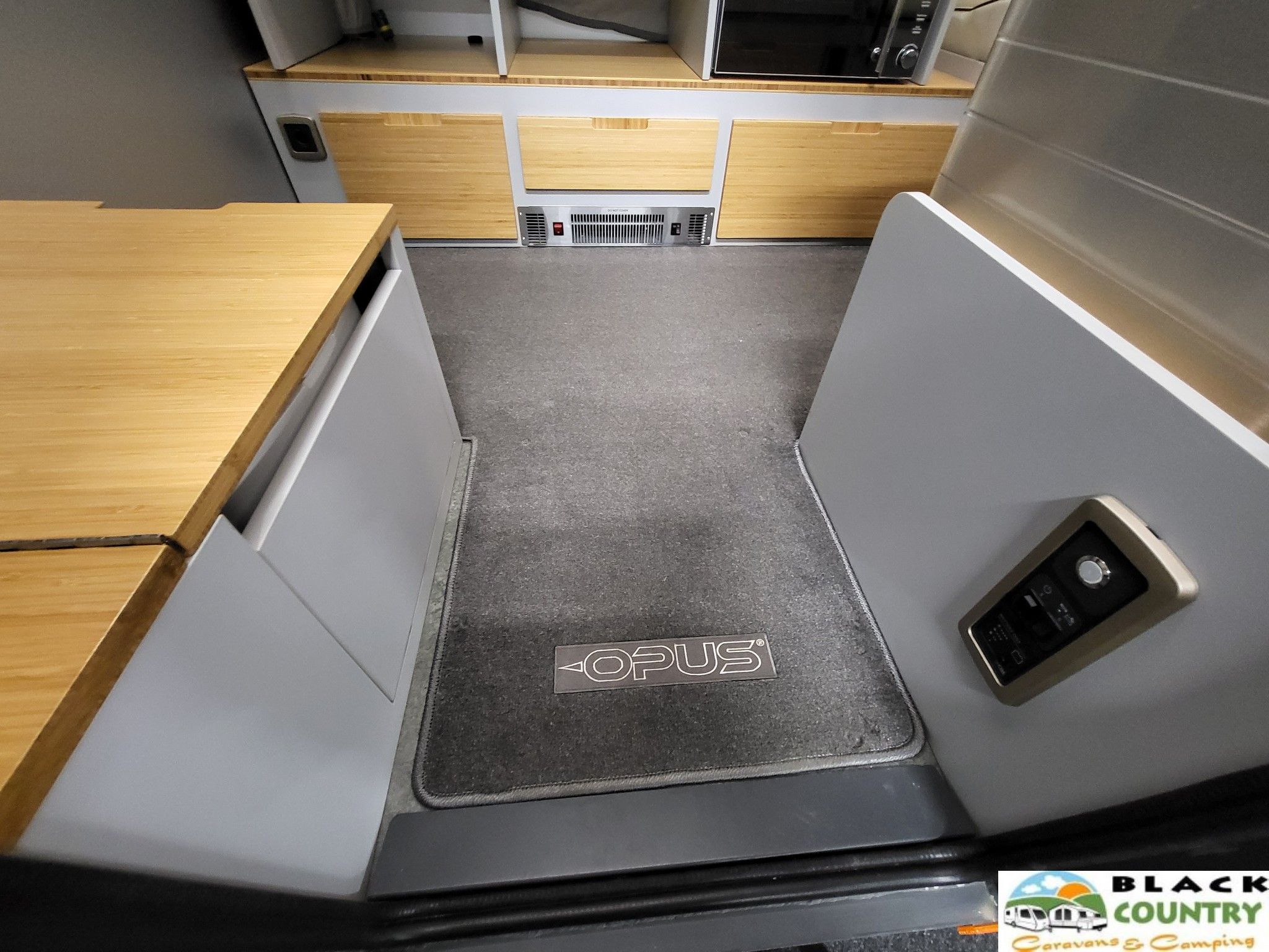 2021 Opus Full Monty Folding Camper - View 11