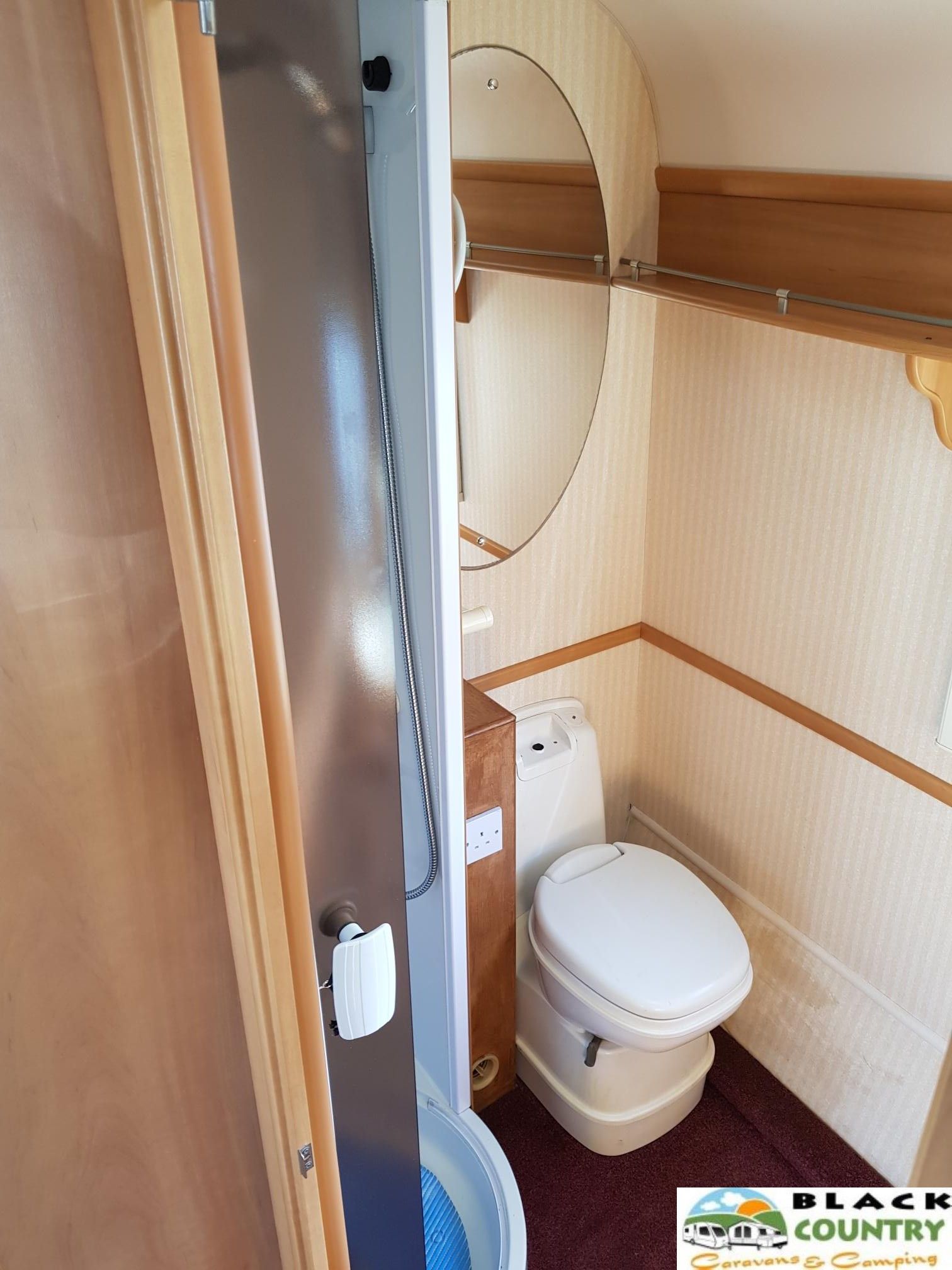 2003 Swift 470 Caravan - View 6