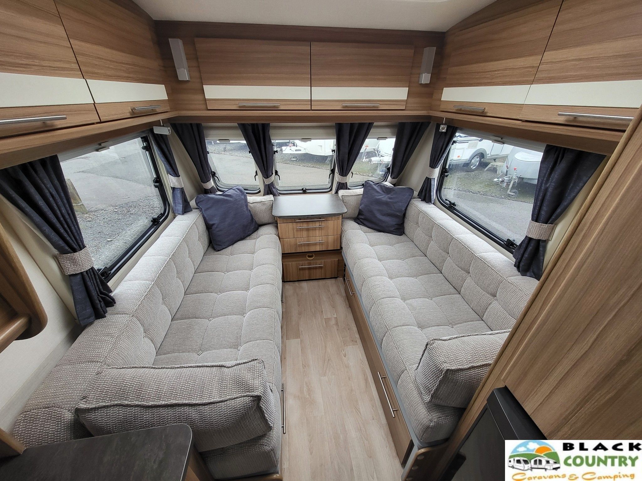 2017 Lunar Caravan - View 3