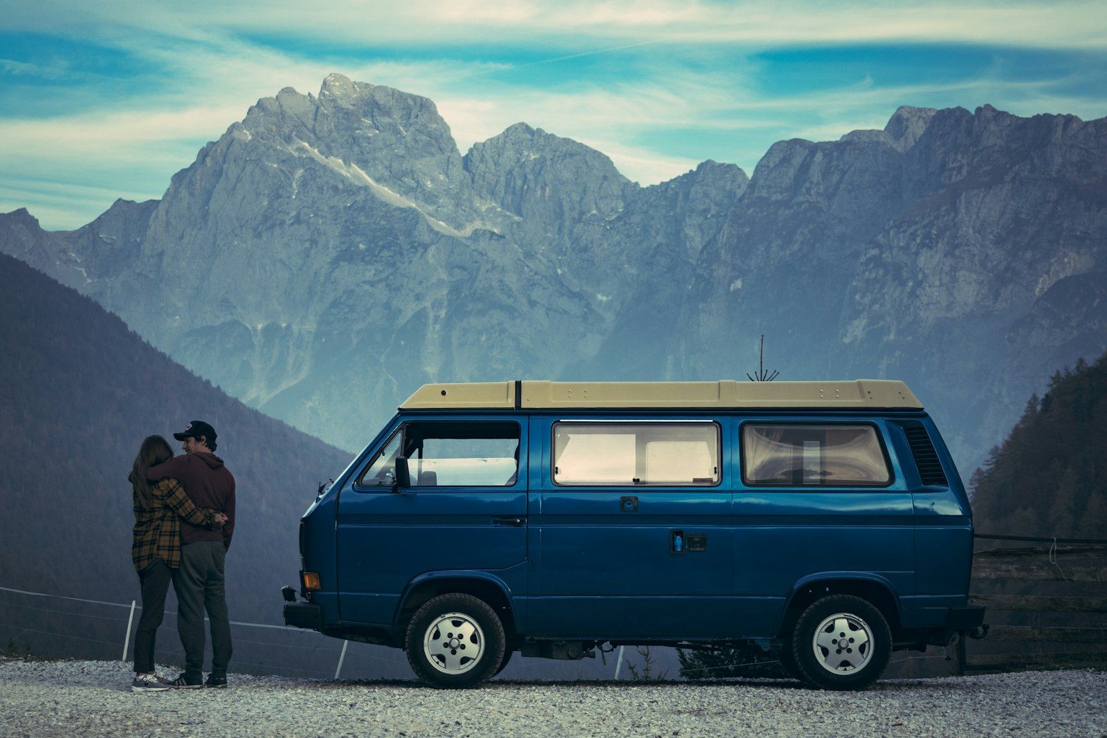Together We Could Hinge Answers: 100+ Ideas That Actually Get Replies