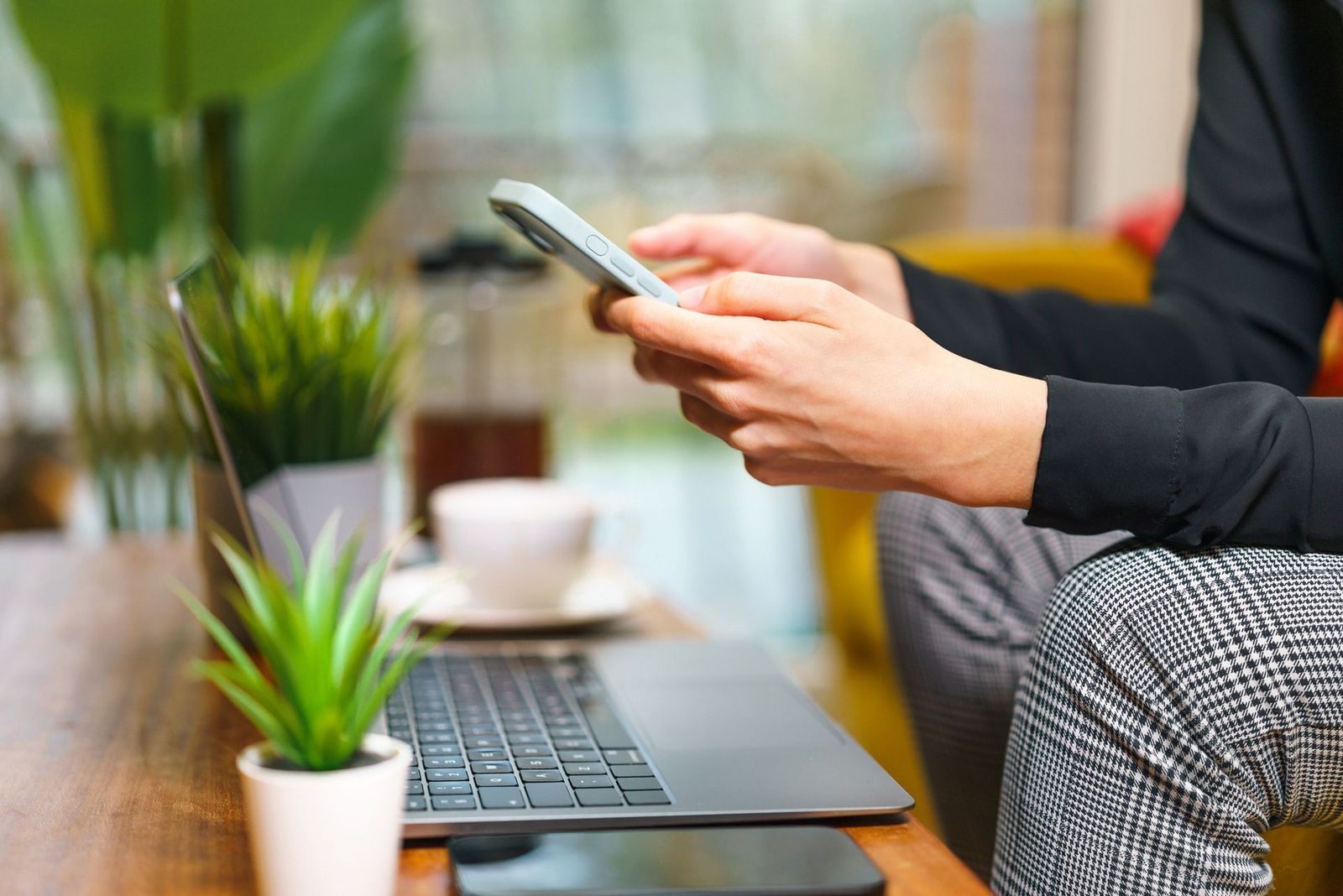 How to Write Points in Hinge (Complete Prompt Guide)