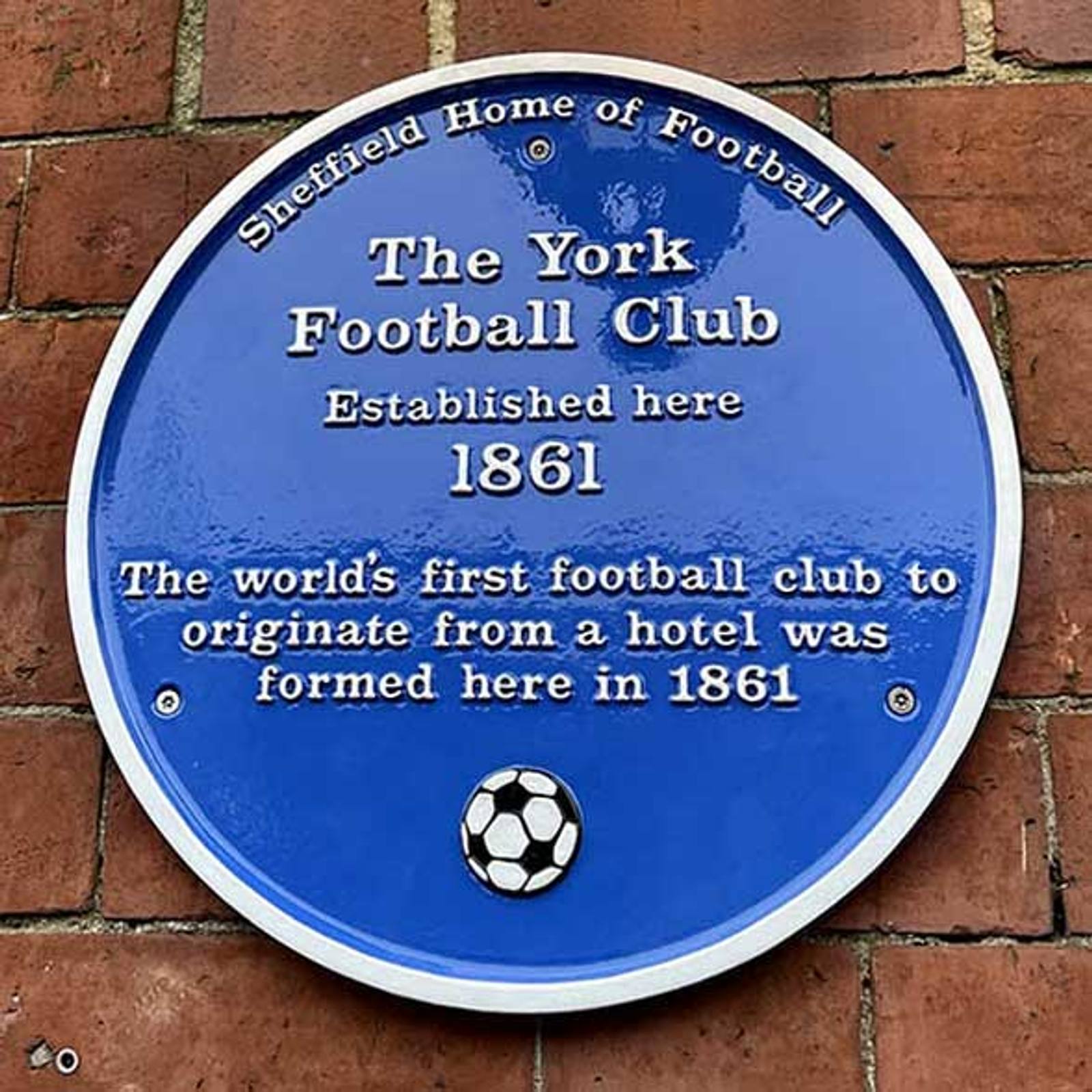 #4 Club linked to a hotel