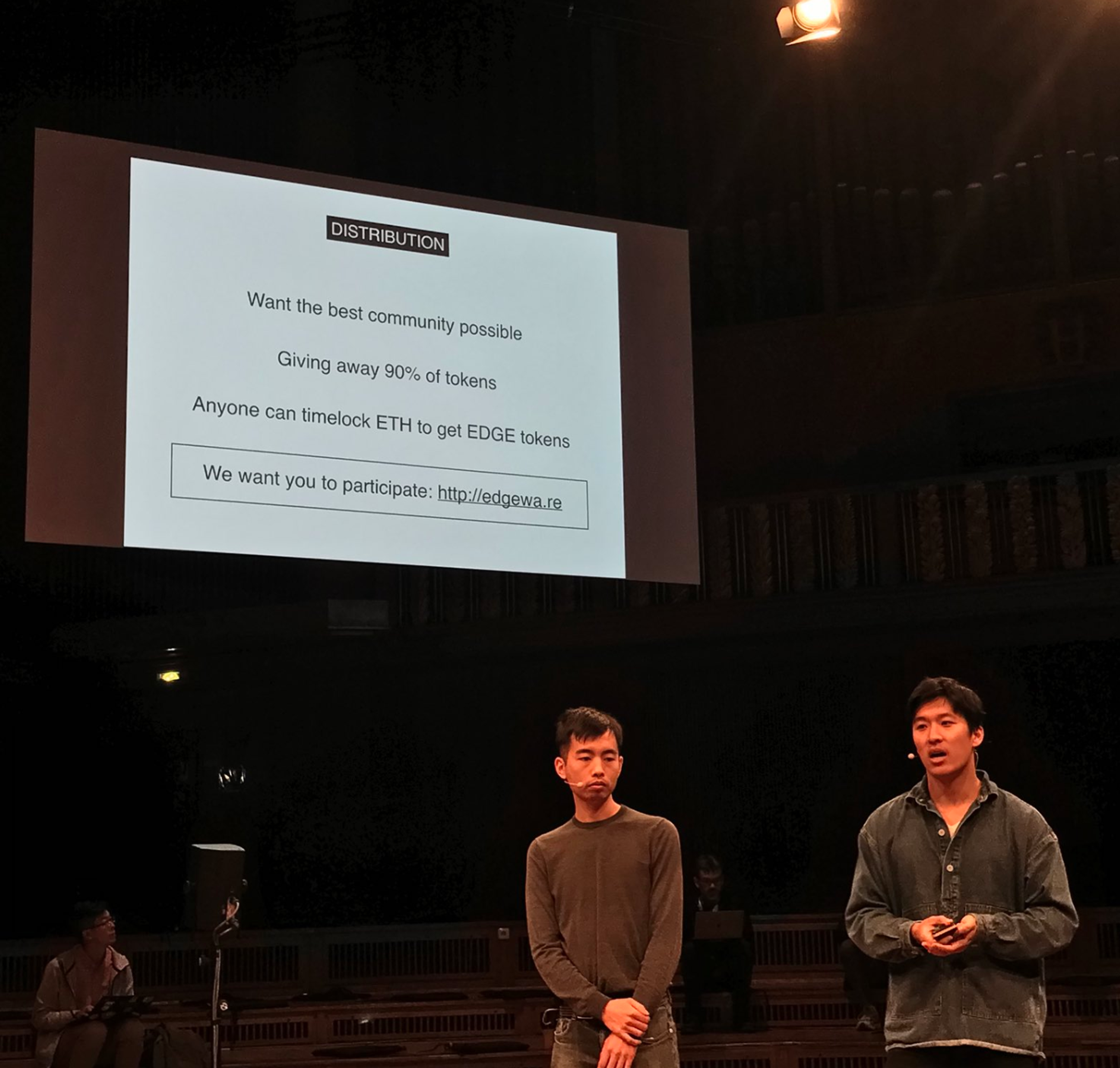 Dillon Chan explaining Edgeware on a projector