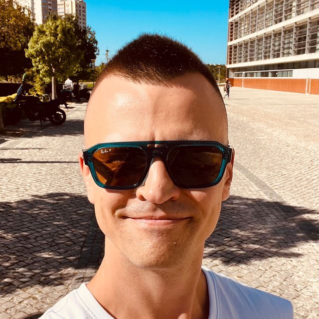 Кирилл Олейниченко